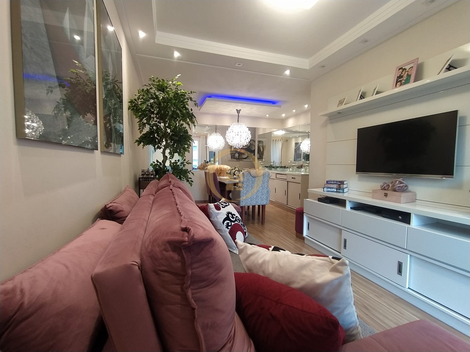 Apartamento na Praia das Astúrias, Guarujá - SP