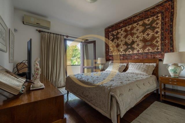 Casa em alvenaria GUARUJÁ - SP
