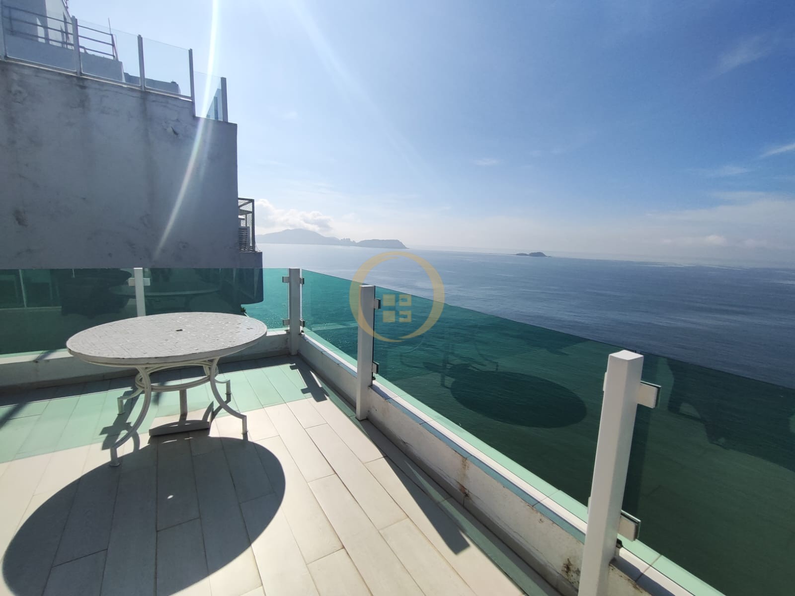 Apartamento GUARUJÁ - SP