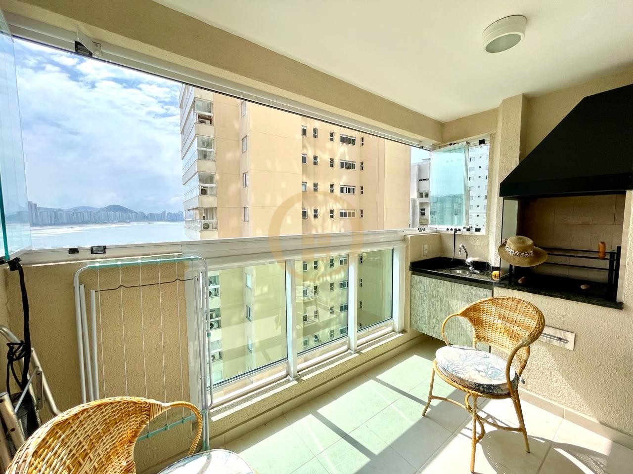 Apartamento GUARUJÁ - SP