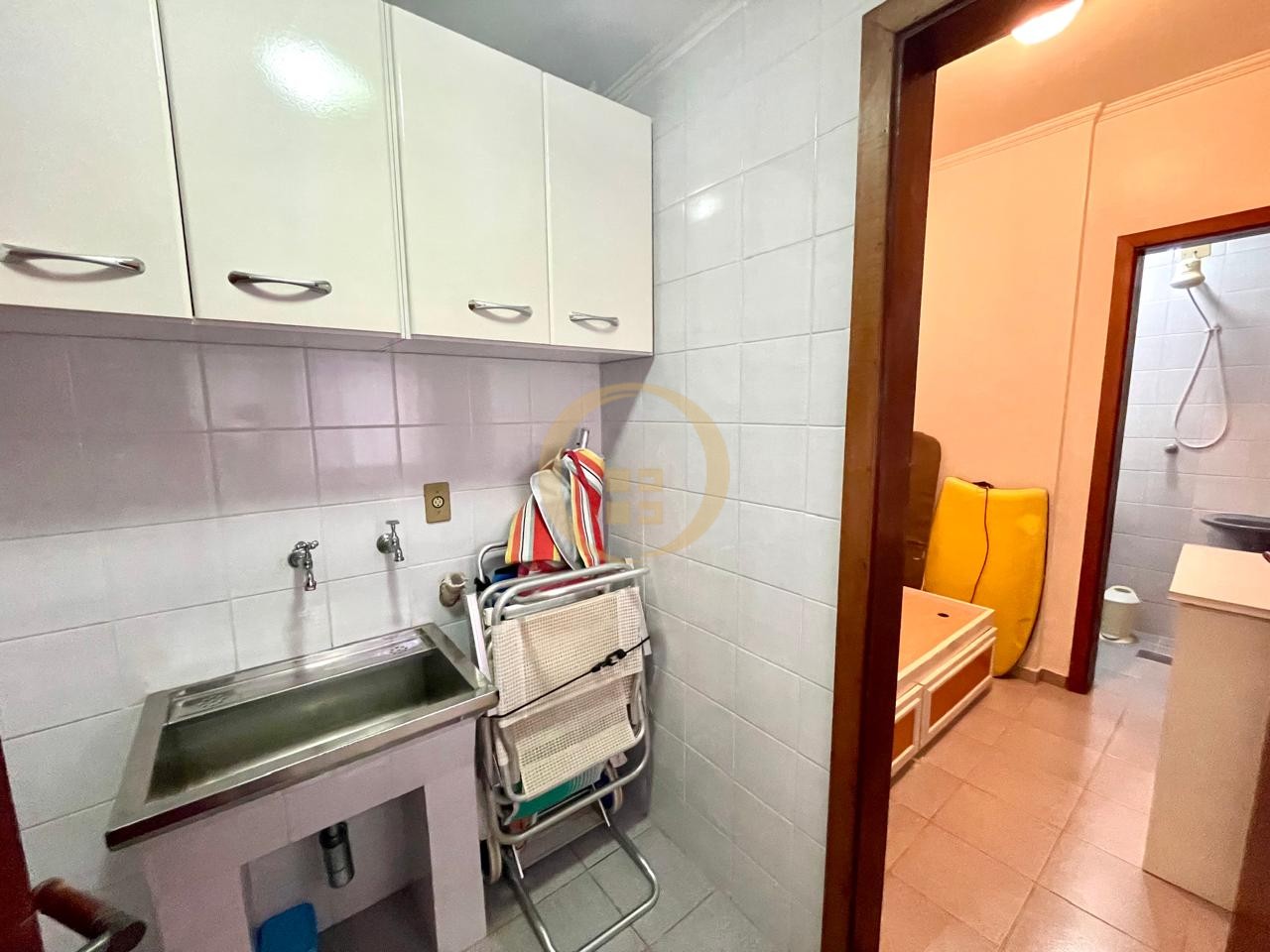 Apartamento na Praia da Enseada, Guarujá - SP