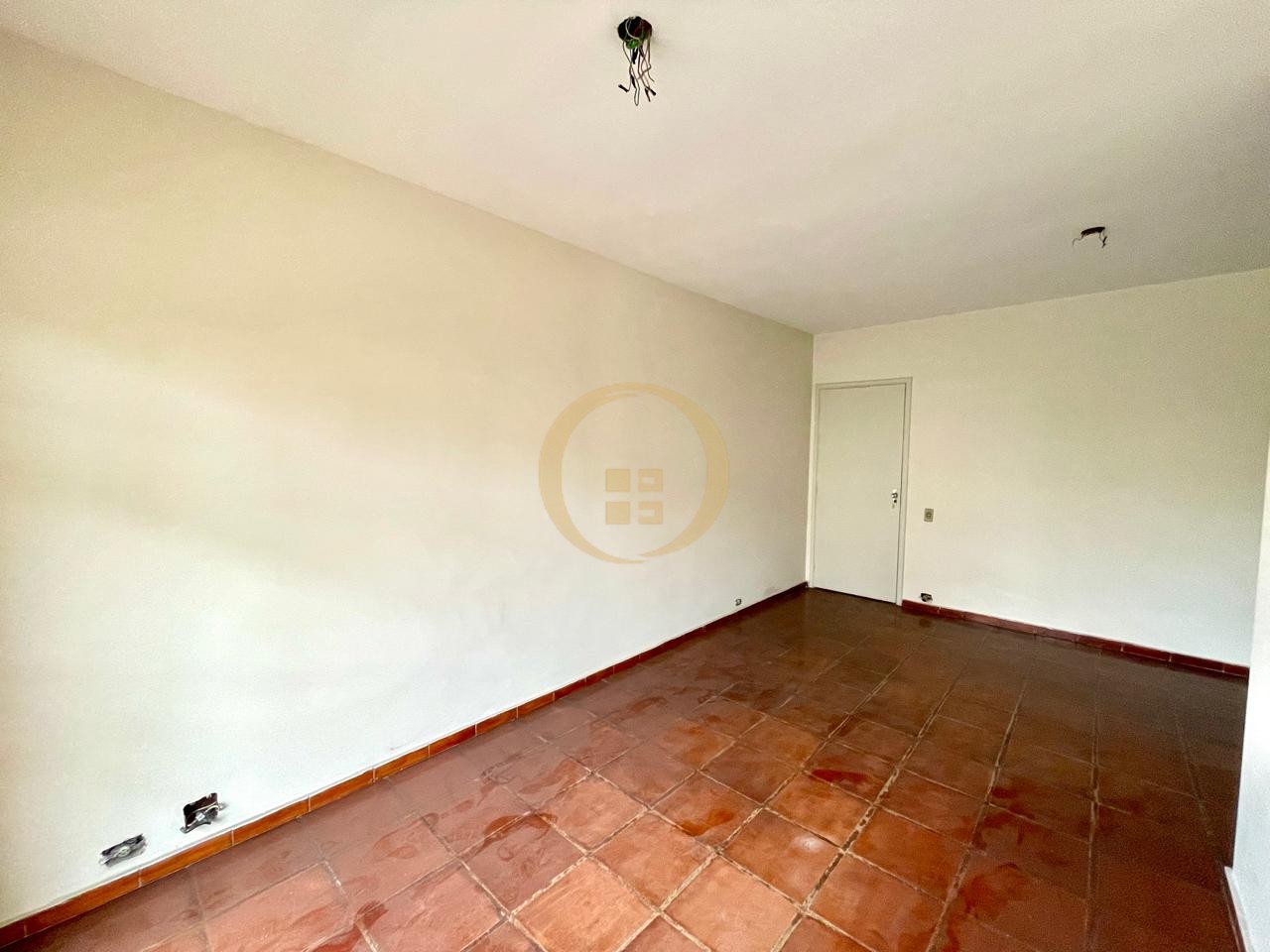 Apartamento na Praia da Enseada, Guarujá - SP