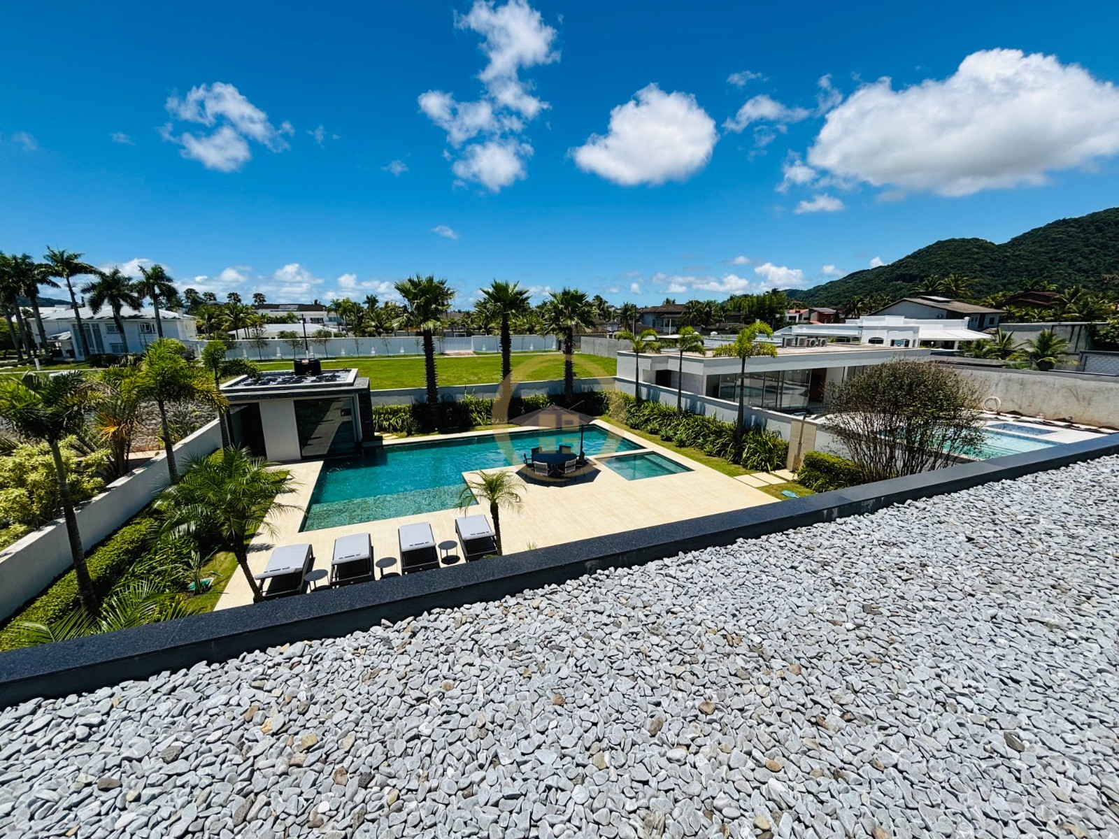 Casa em alvenaria GUARUJÁ - SP