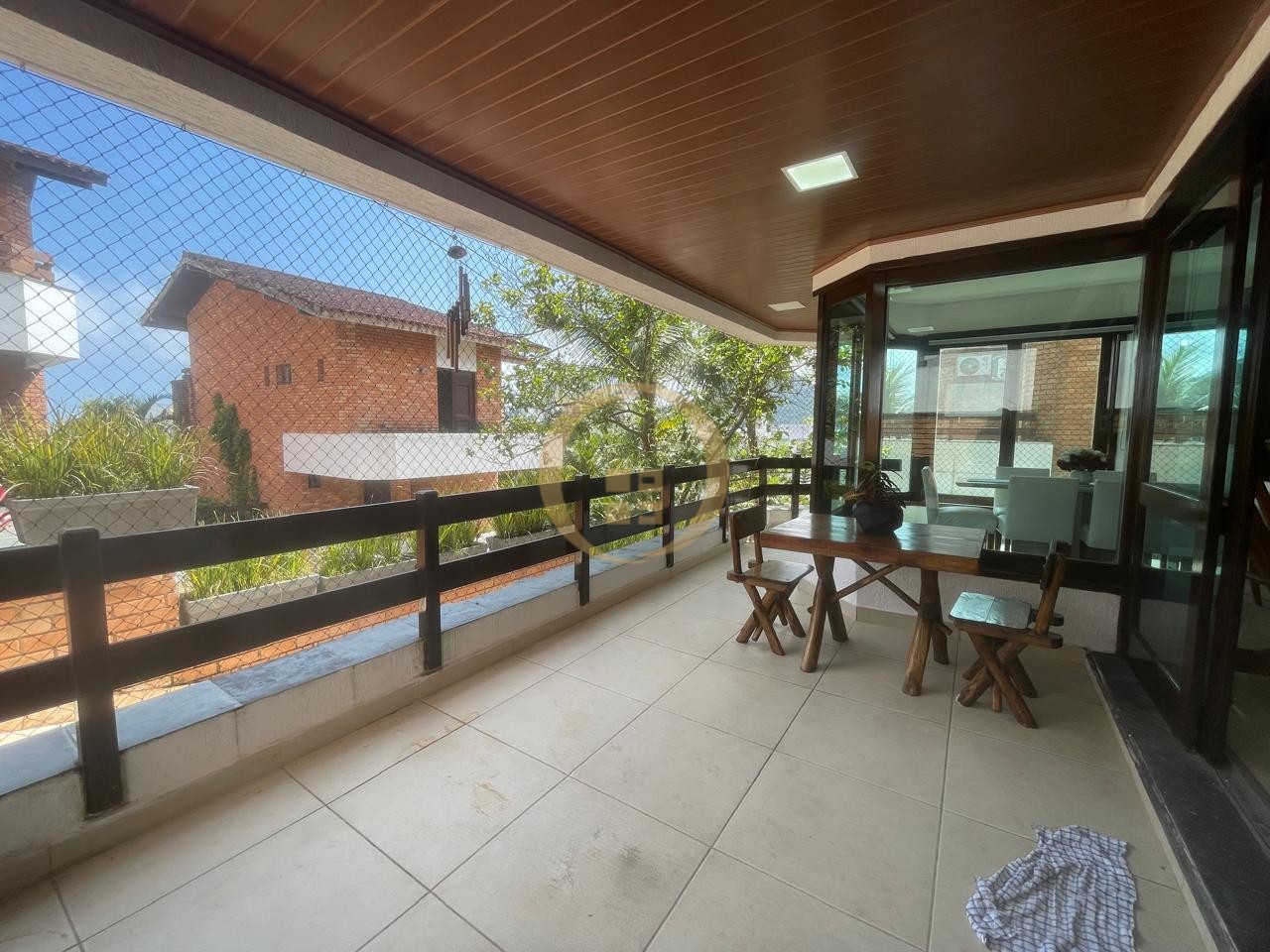 Casa em alvenaria GUARUJÁ - SP