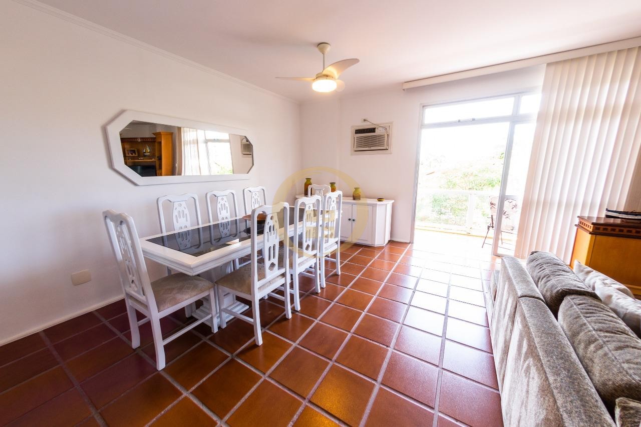 Apartamento na Praia da Enseada, Guarujá - SP
