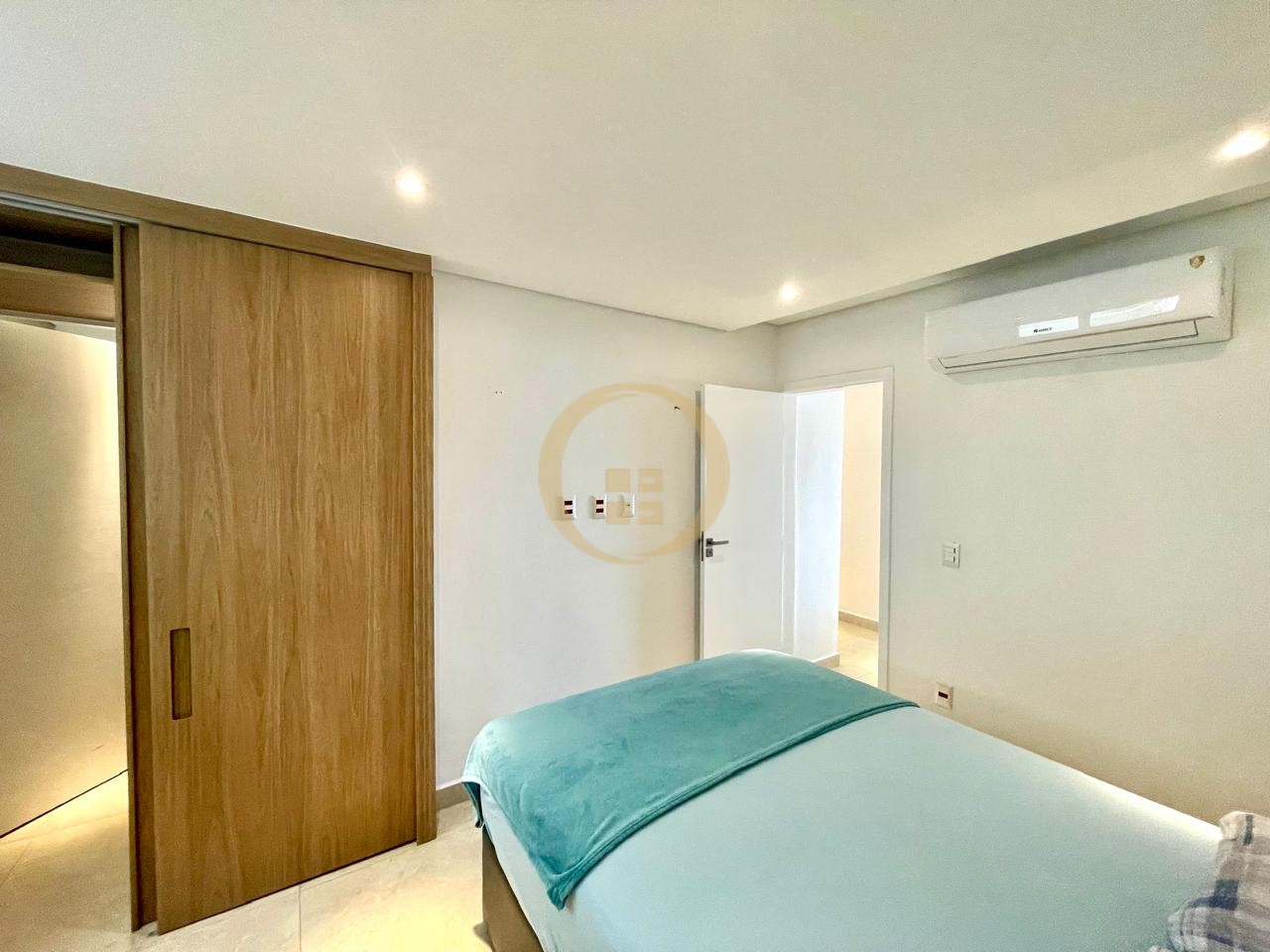 Apartamento GUARUJÁ - SP