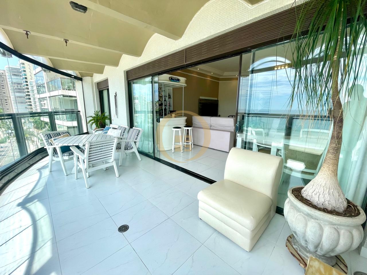 Apartamento GUARUJÁ - SP