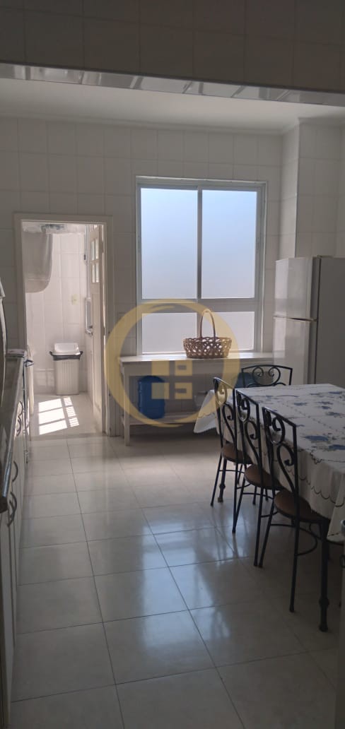 Apartamento Frente ao Mar nas Pitangueiras, Guarujá - SP