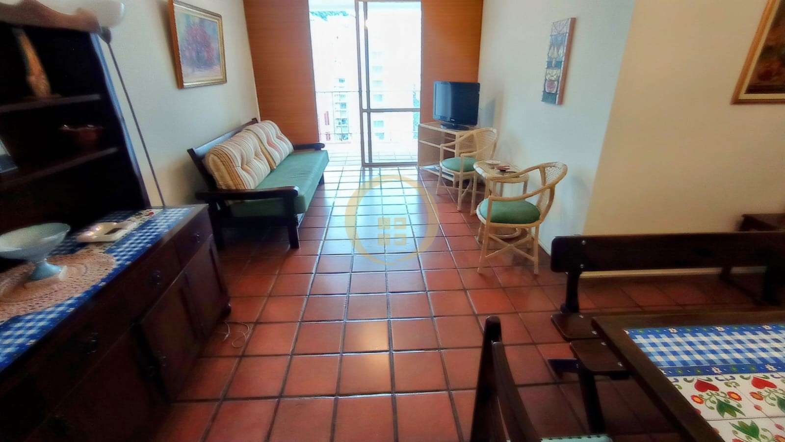 Apartamento na Praia das Pitangueiras, Guarujá - SP