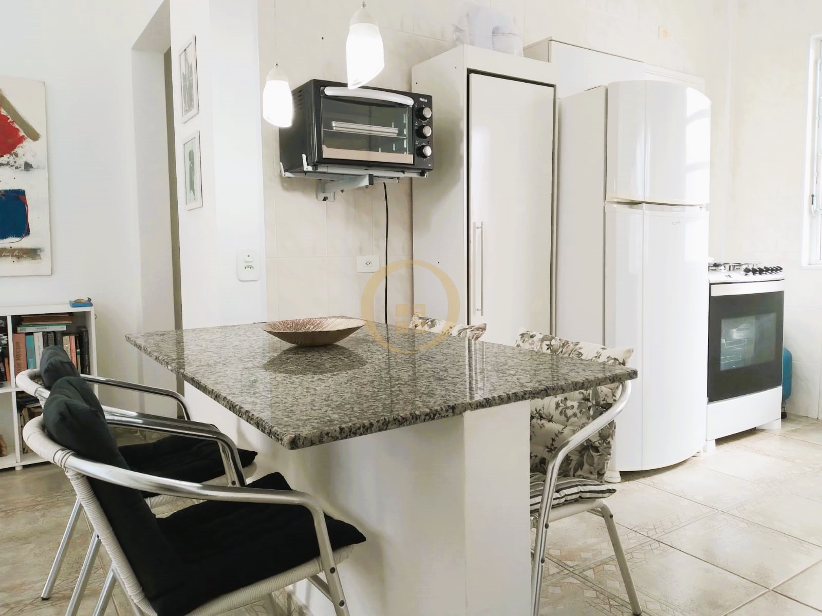 Apartamento na Praia das Pitangueiras, Guarujá - SP