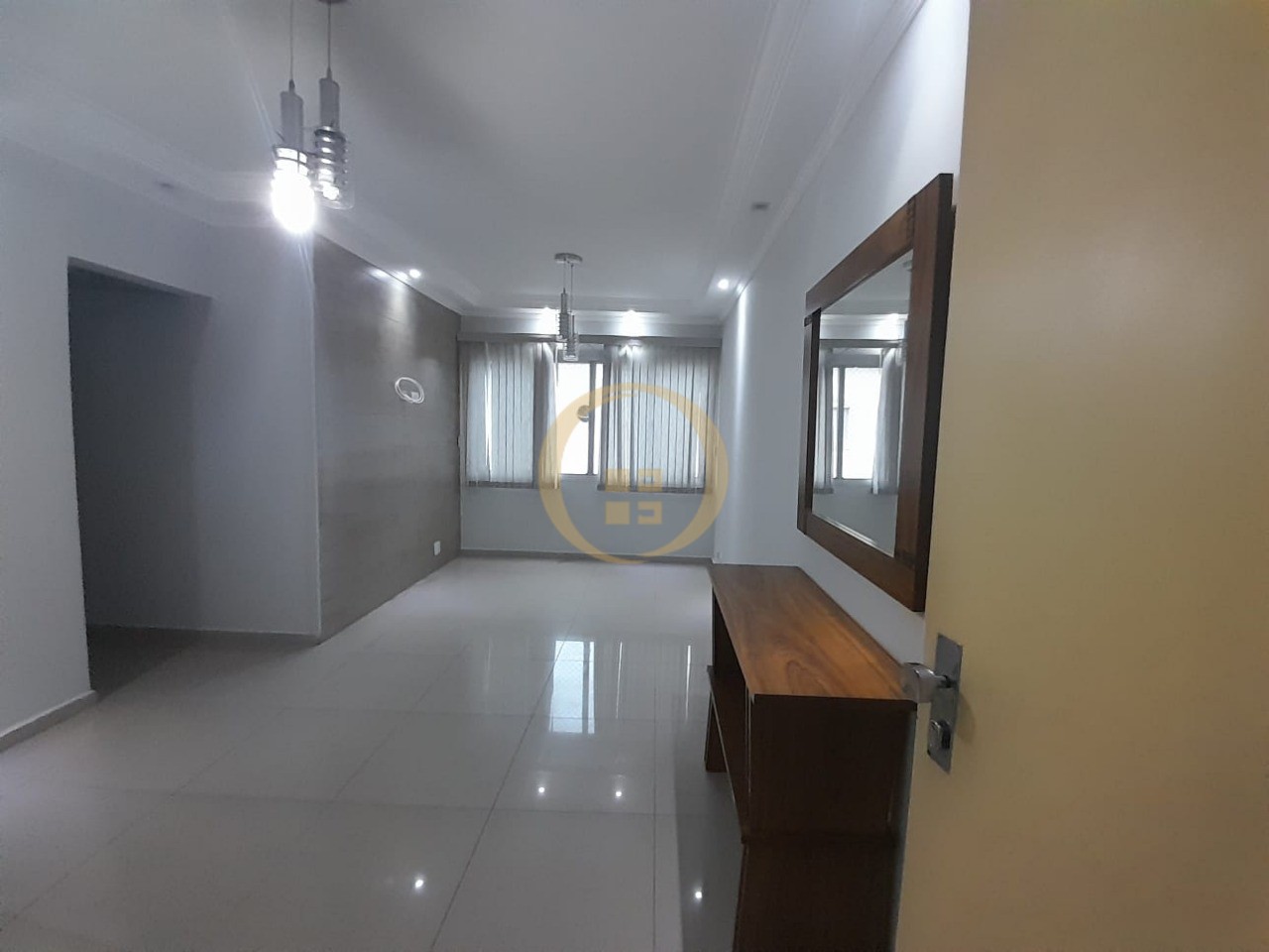 Apartamento na Praia da Enseada, Guarujá - SP