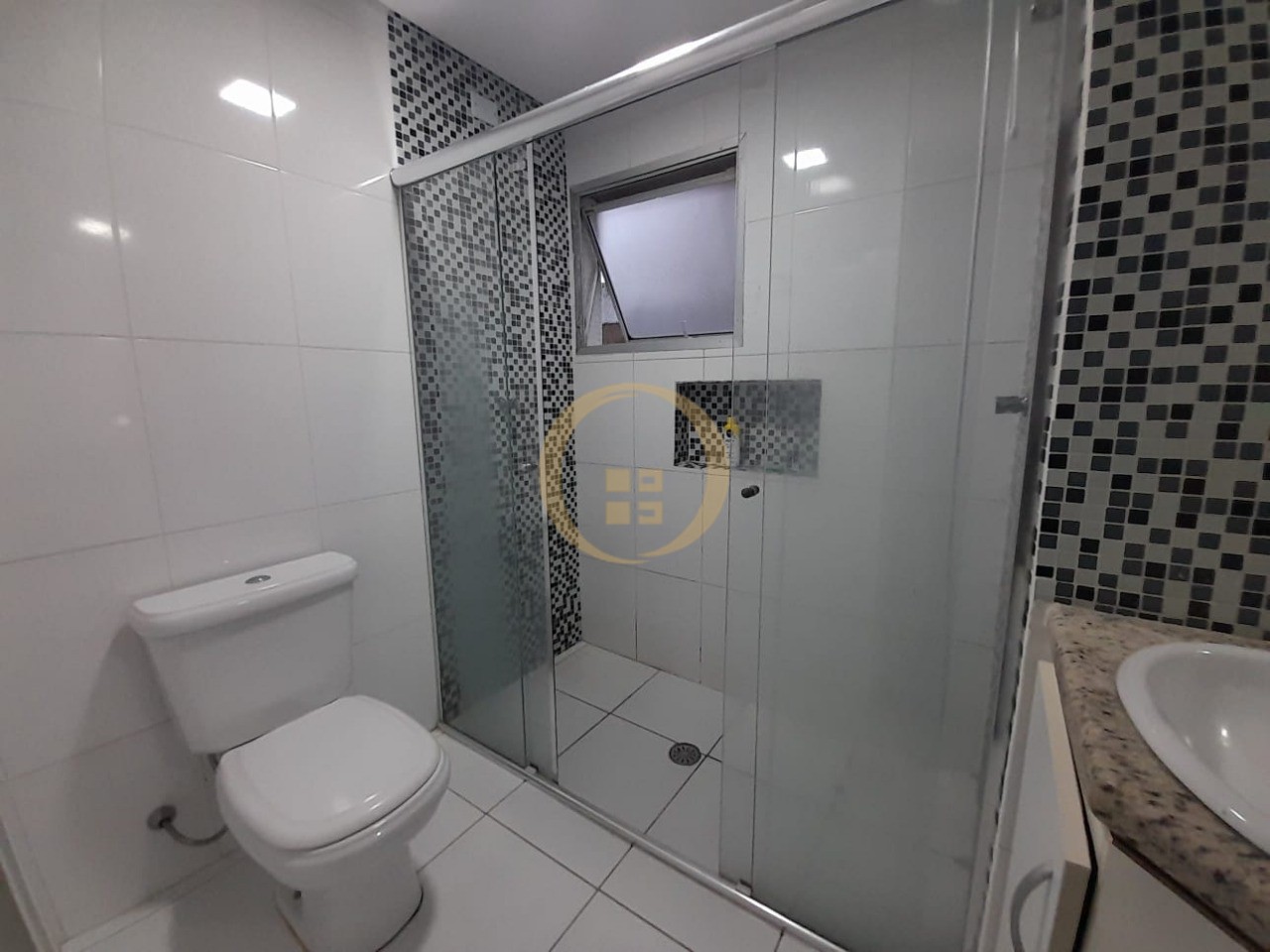 Apartamento na Praia da Enseada, Guarujá - SP