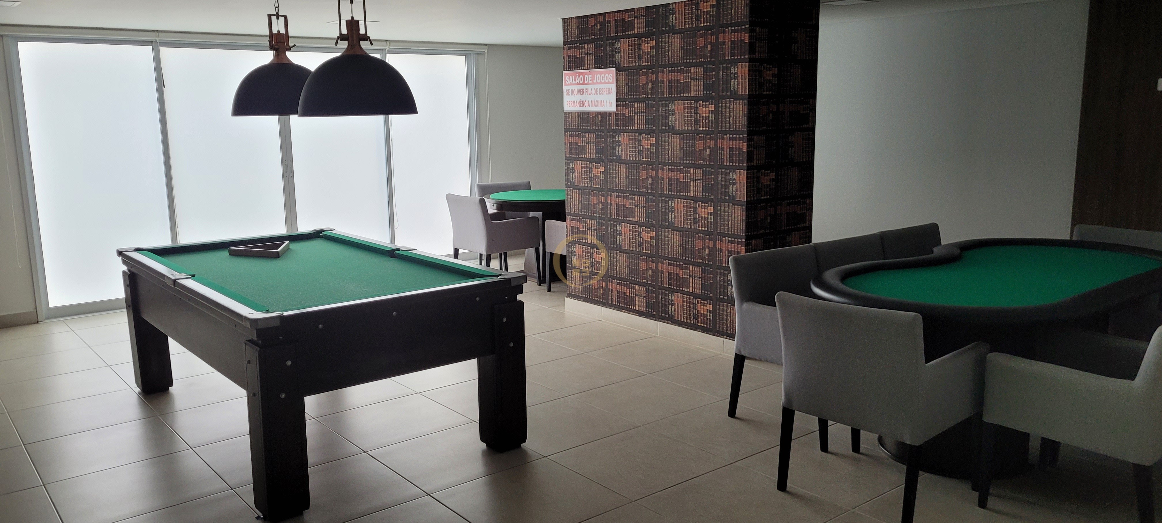Apartamento na Praia da Enseada, Guarujá - SP