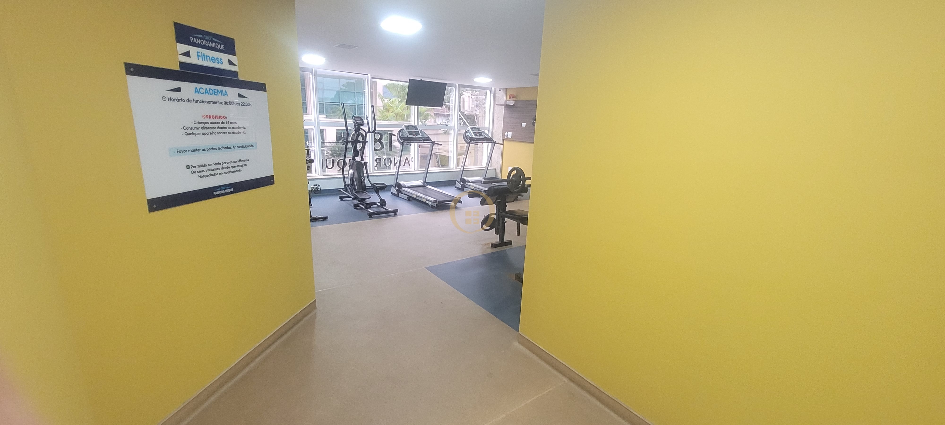 Apartamento na Praia da Enseada, Guarujá - SP