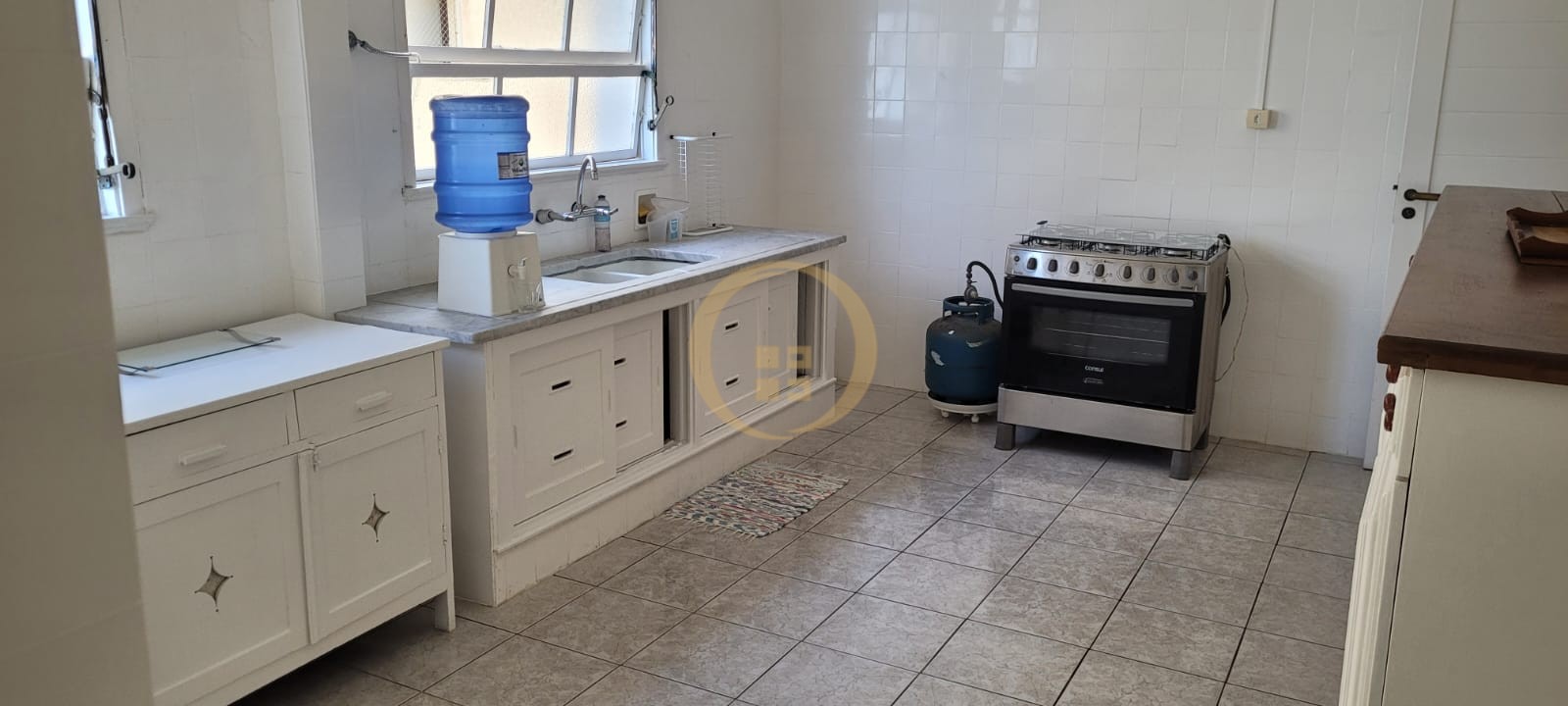 Apartamento Frente ao Mar nas Pitangueiras, Guarujá - SP