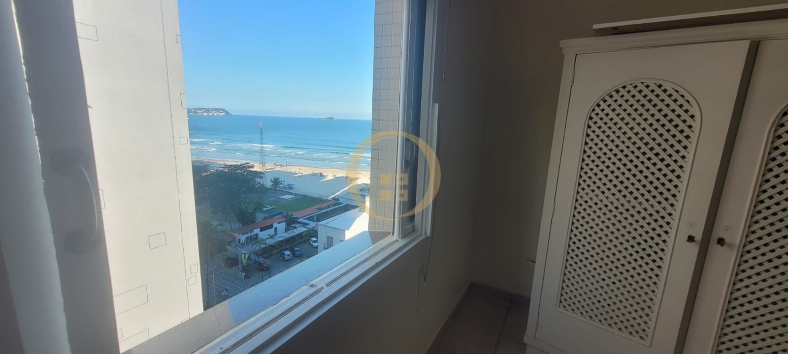 Apartamento Frente ao Mar nas Pitangueiras, Guarujá - SP