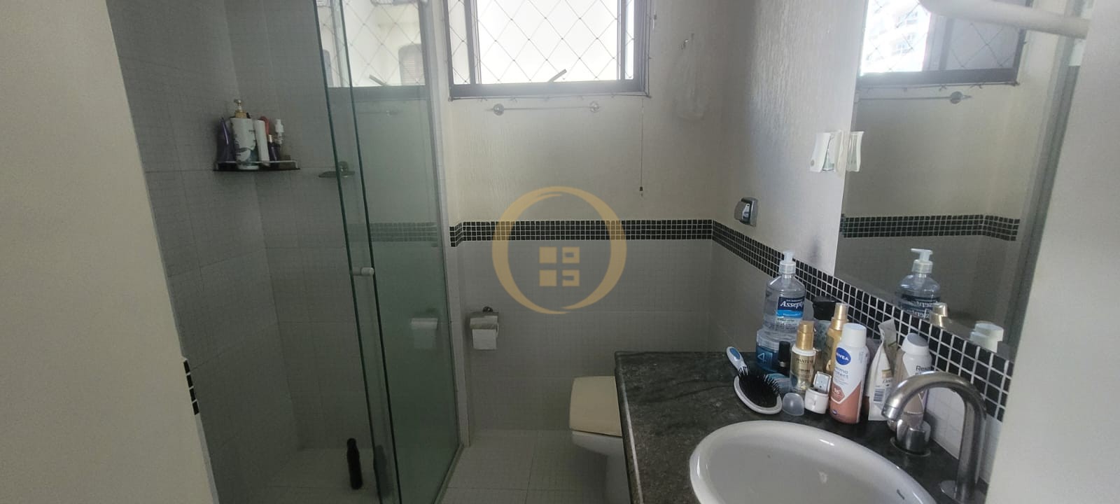 Duplex à Venda na Praia das Pitangueiras - Guarujá