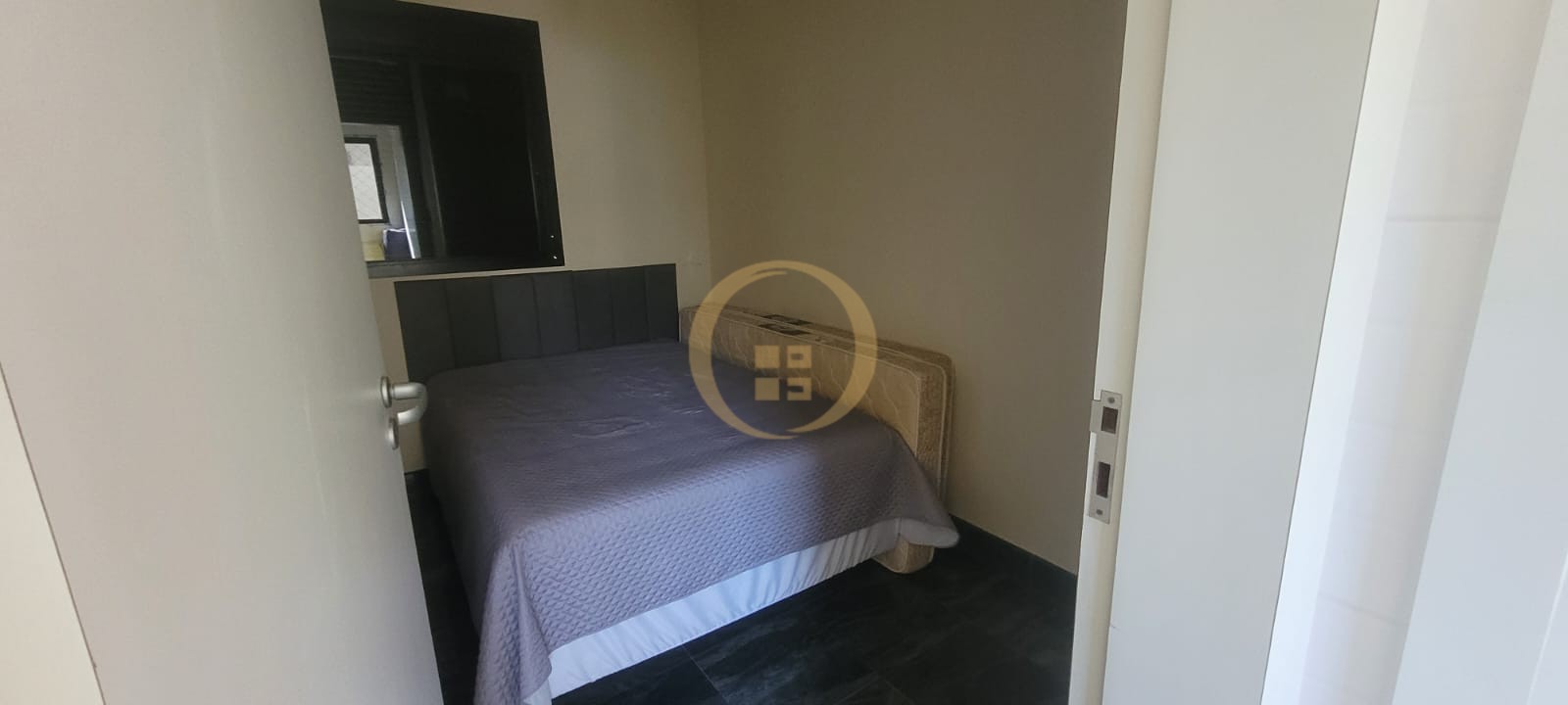 Duplex à Venda na Praia das Pitangueiras - Guarujá