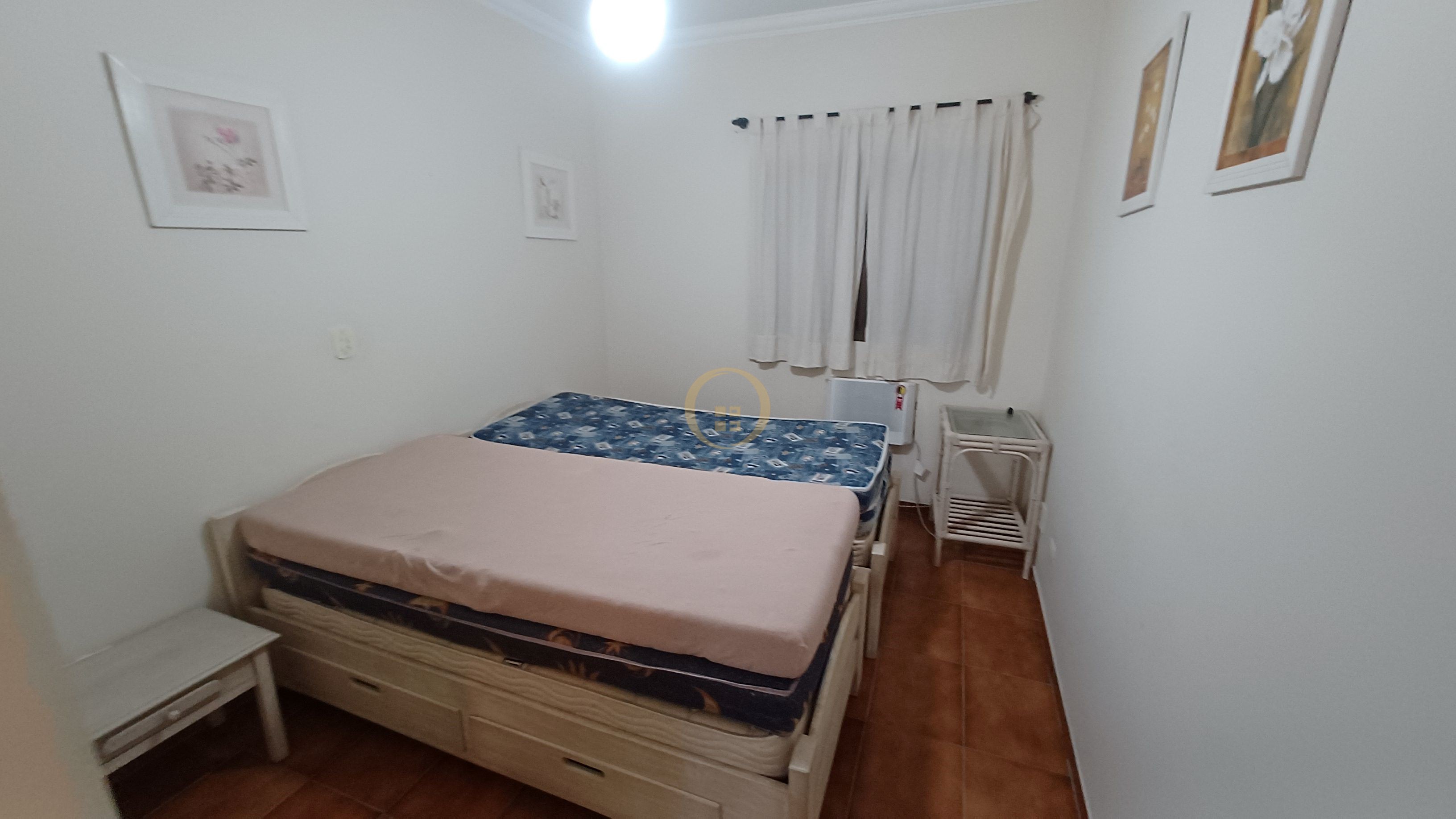 Apartamento na Praia da Enseada, Guarujá - SP