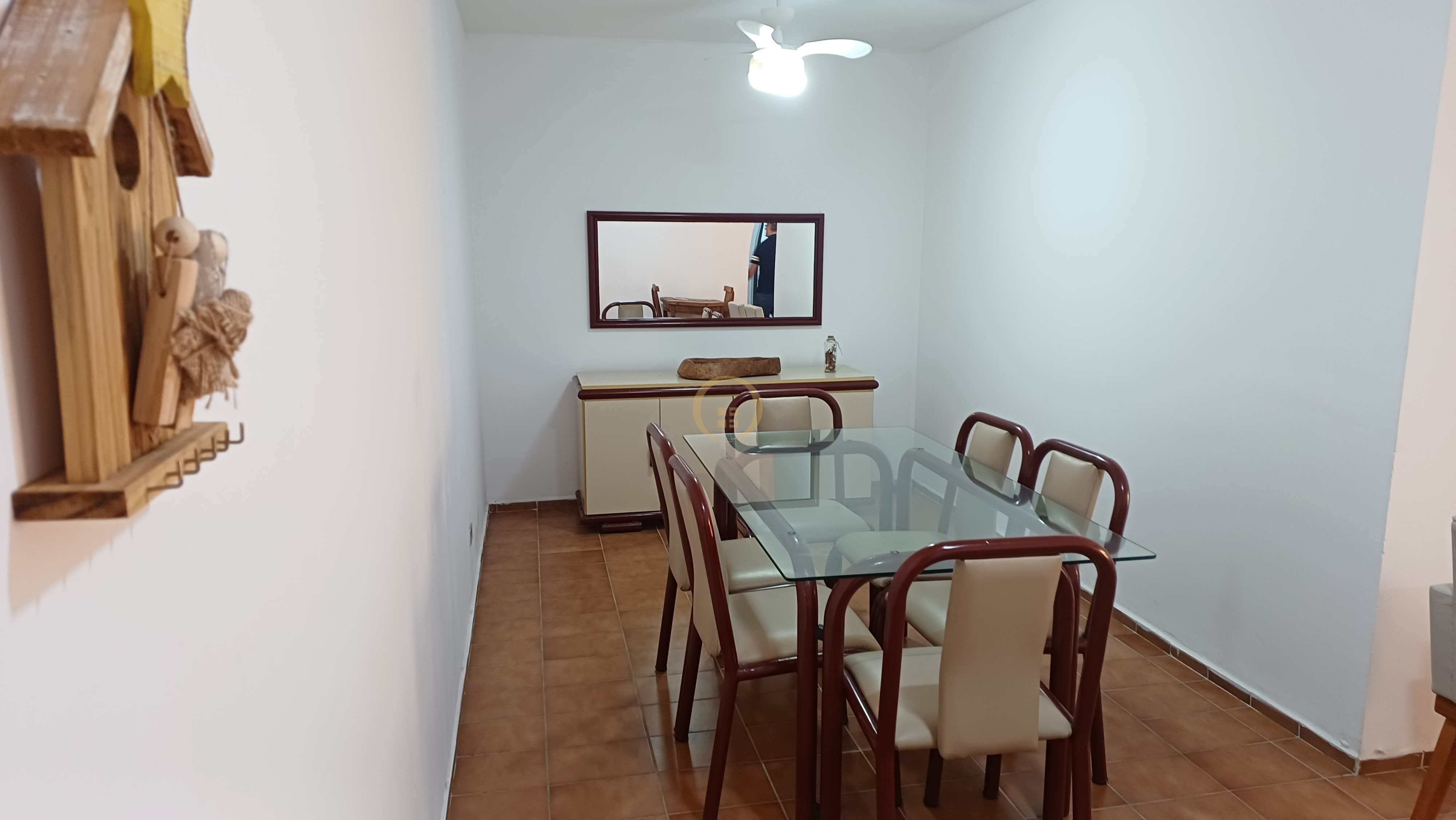 Apartamento na Praia da Enseada, Guarujá - SP