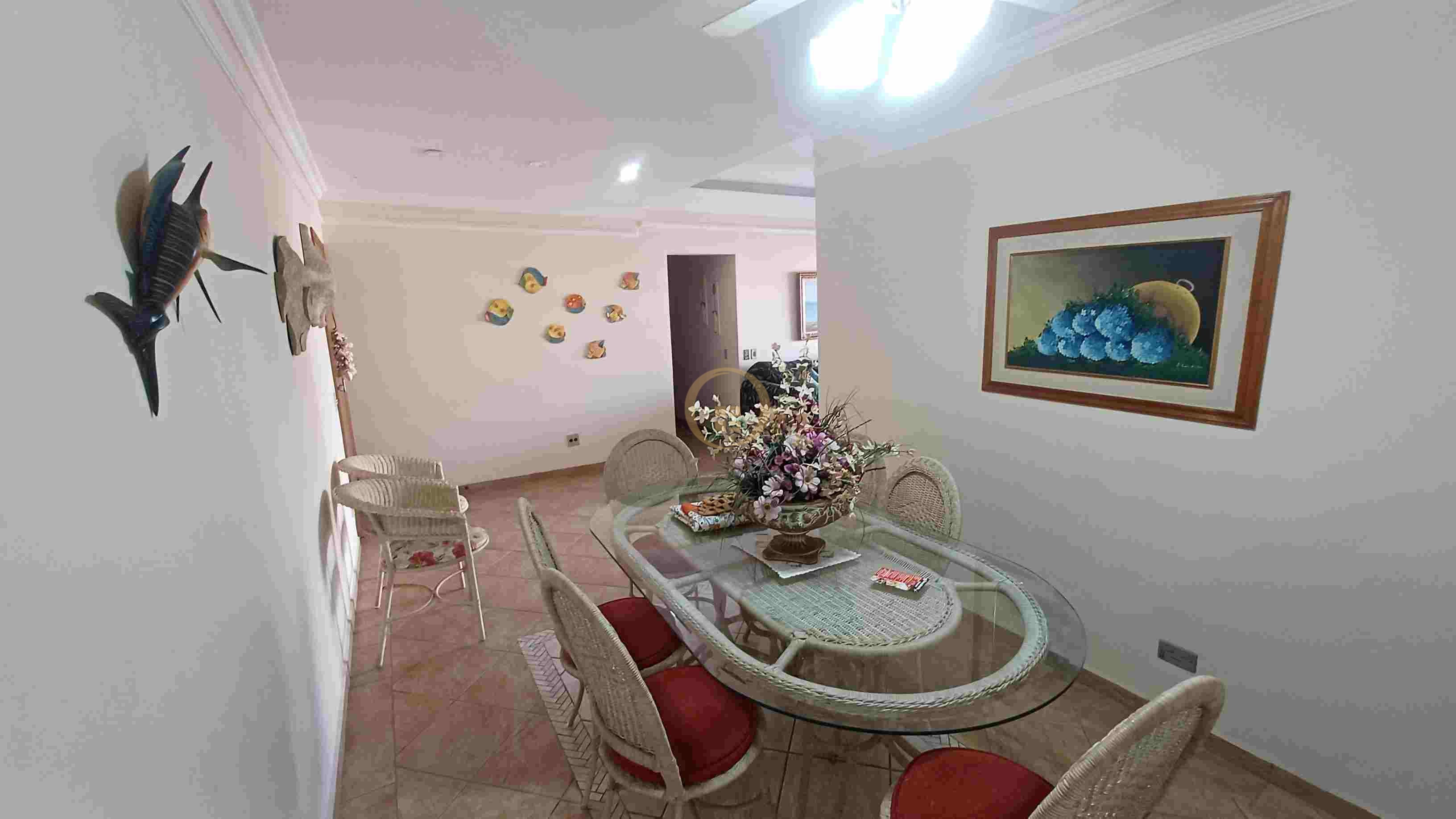 Apartamento na Praia da Enseada, Guarujá - SP