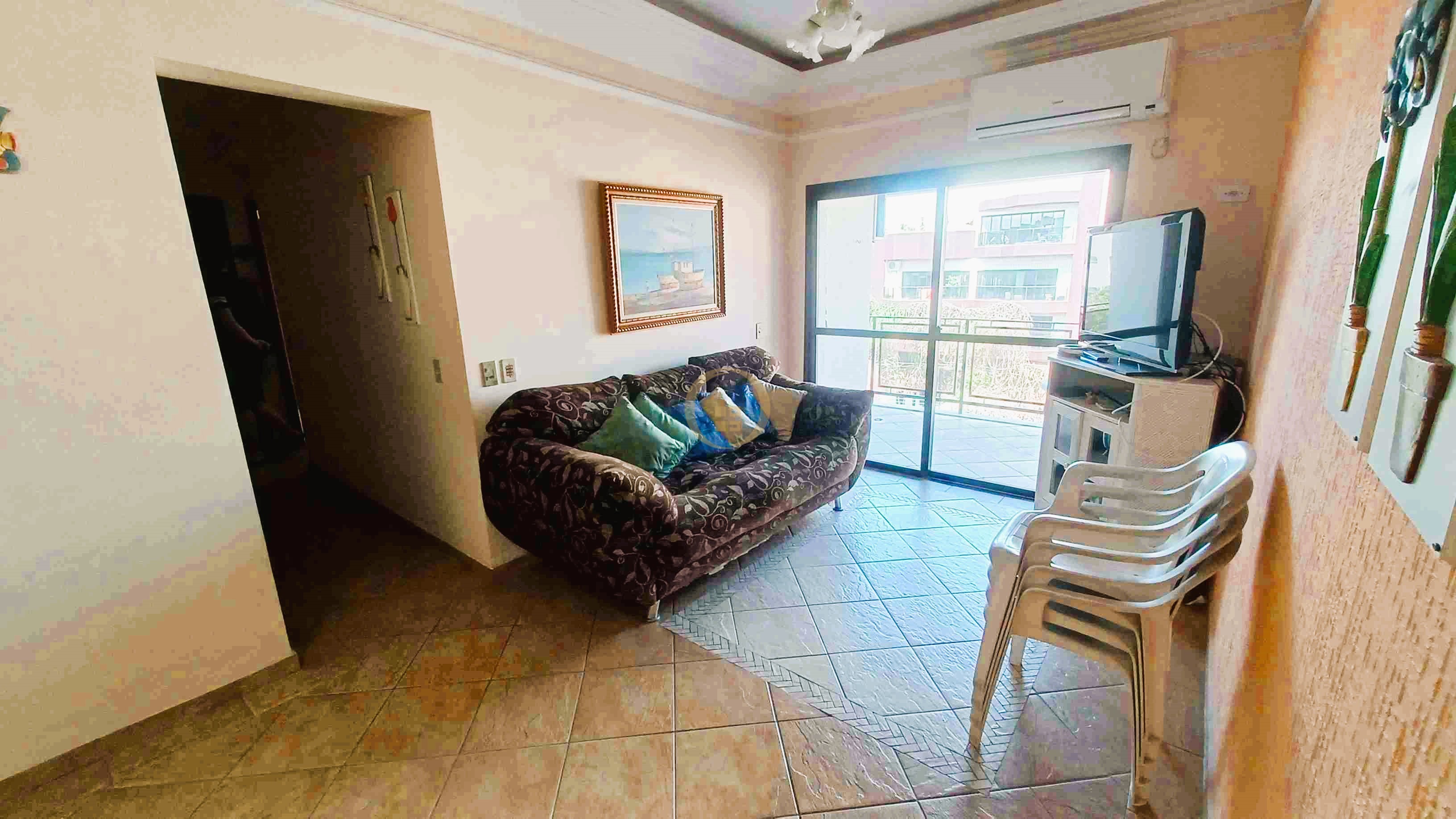 Apartamento na Praia da Enseada, Guarujá - SP