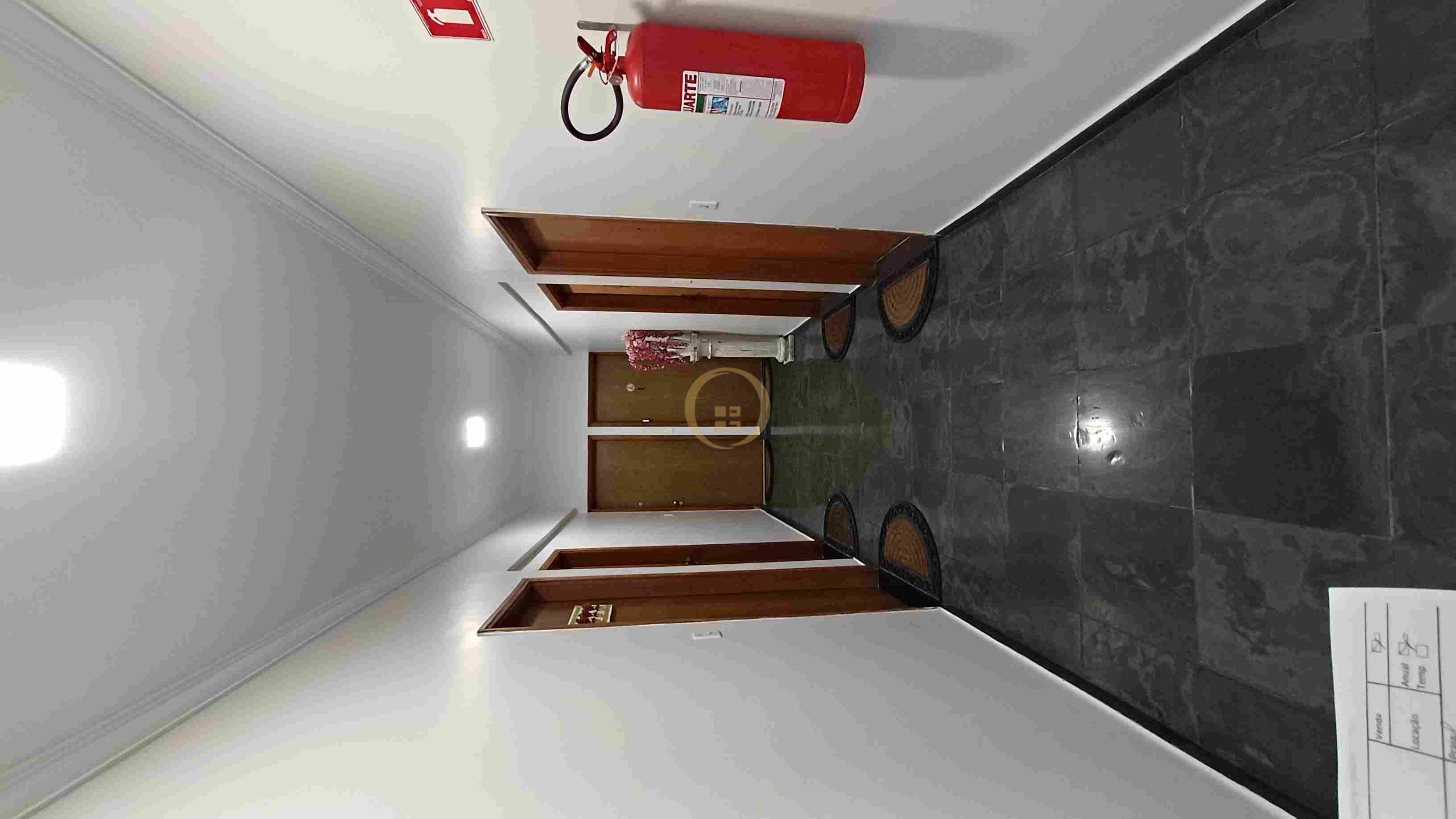 Apartamento na Praia da Enseada, Guarujá - SP