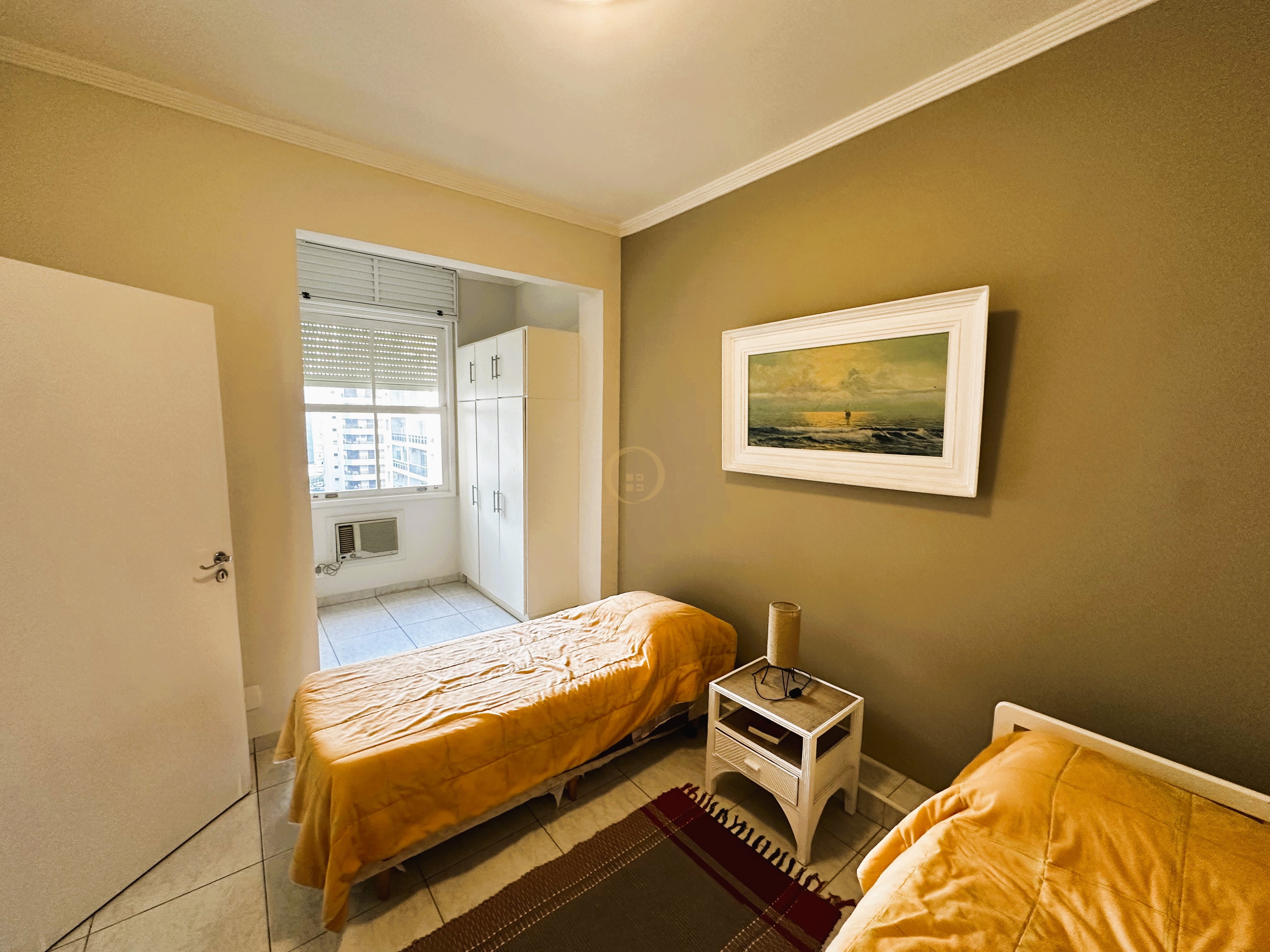 Apartamento Frente ao Mar-2-dormitorios-Pitangueiras