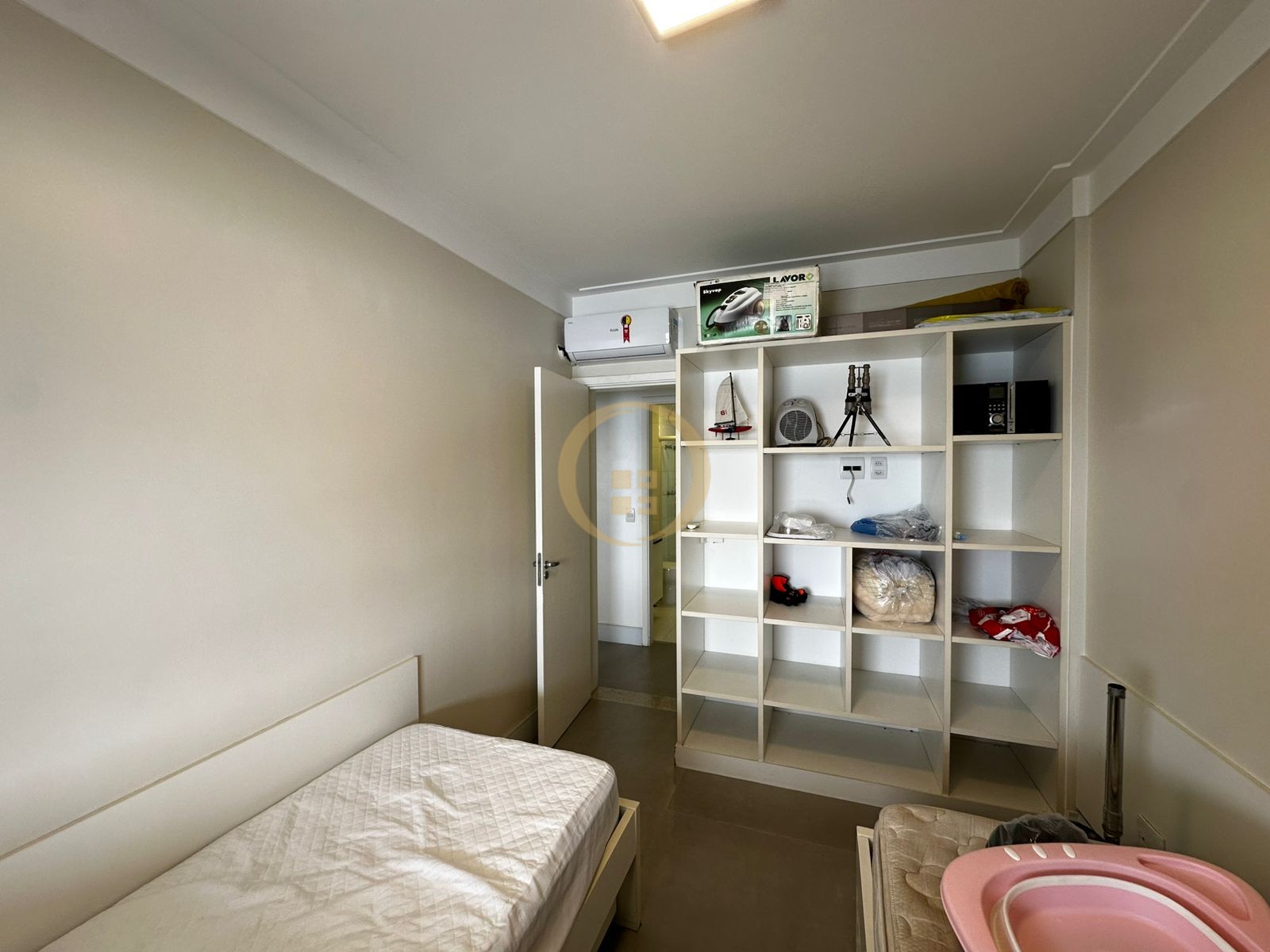 Apartamento Frente ao Mar, Praia das Astúria, Guarujá - SP
