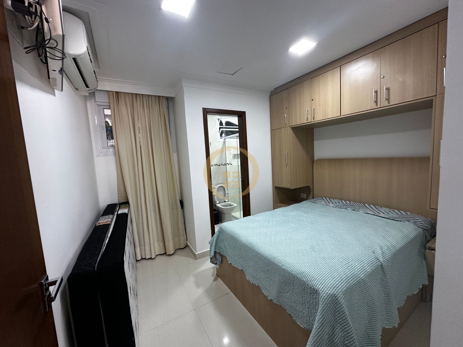 Apartamento Frente ao Mar-3-dormitorios-Pitangueiras