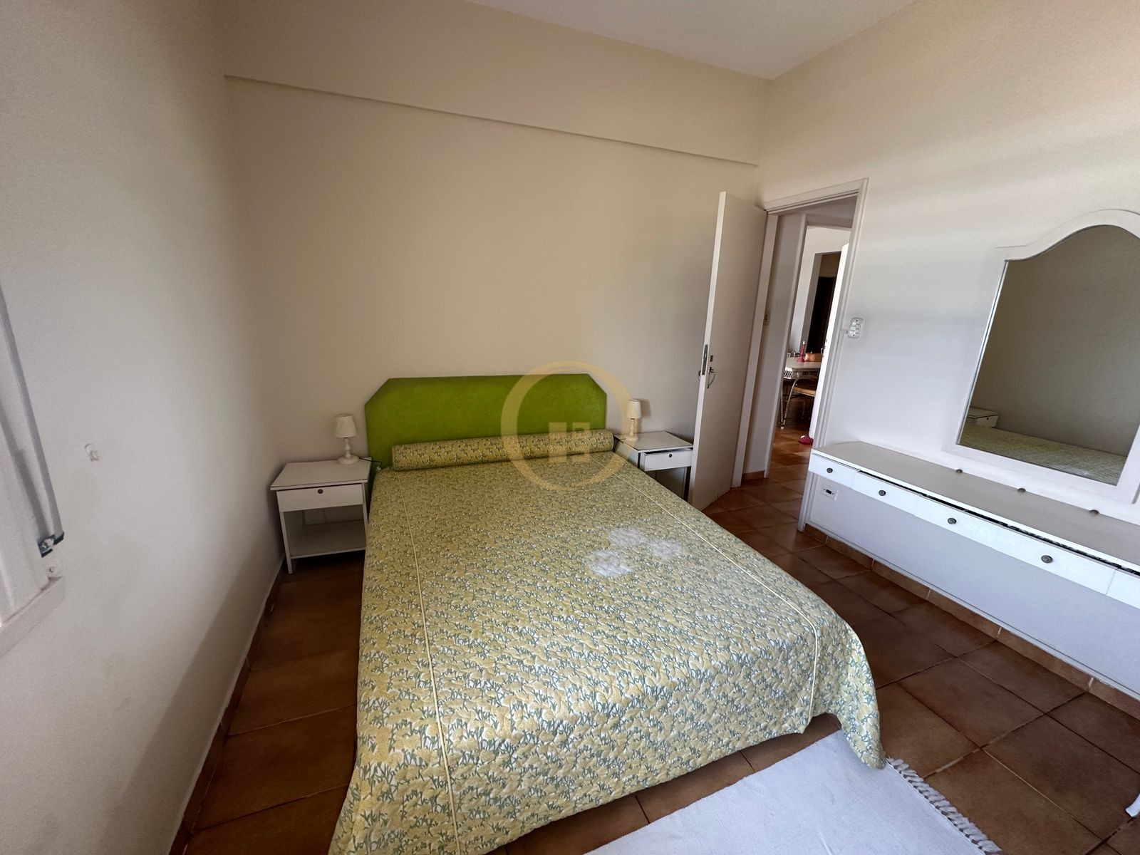 Apartamento Frente ao Mar nas Pitangueiras, Guarujá - SP