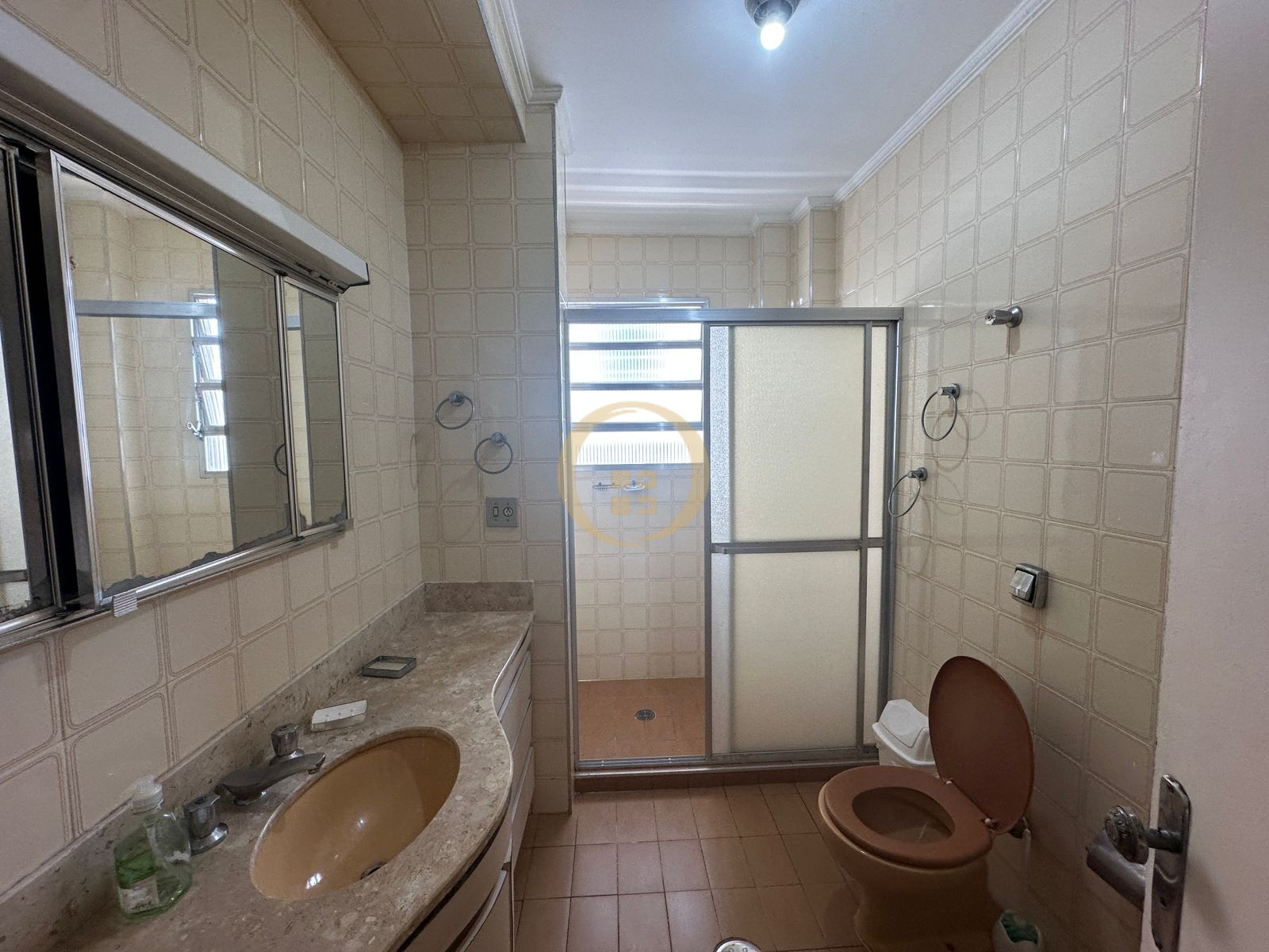 Apartamento Frente ao Mar nas Pitangueiras, Guarujá - SP