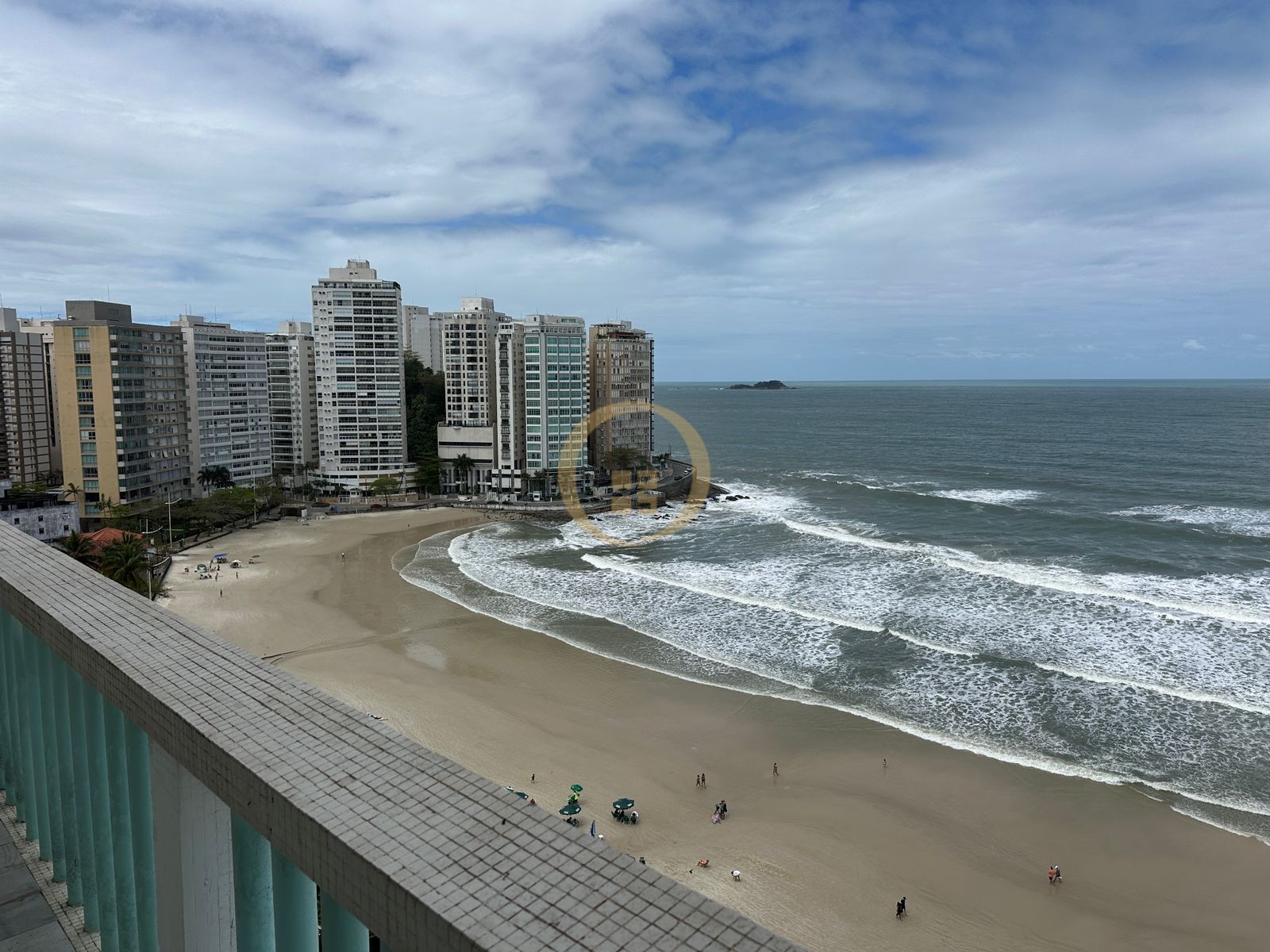 Apartamento Frente ao Mar nas Pitangueiras, Guarujá - SP