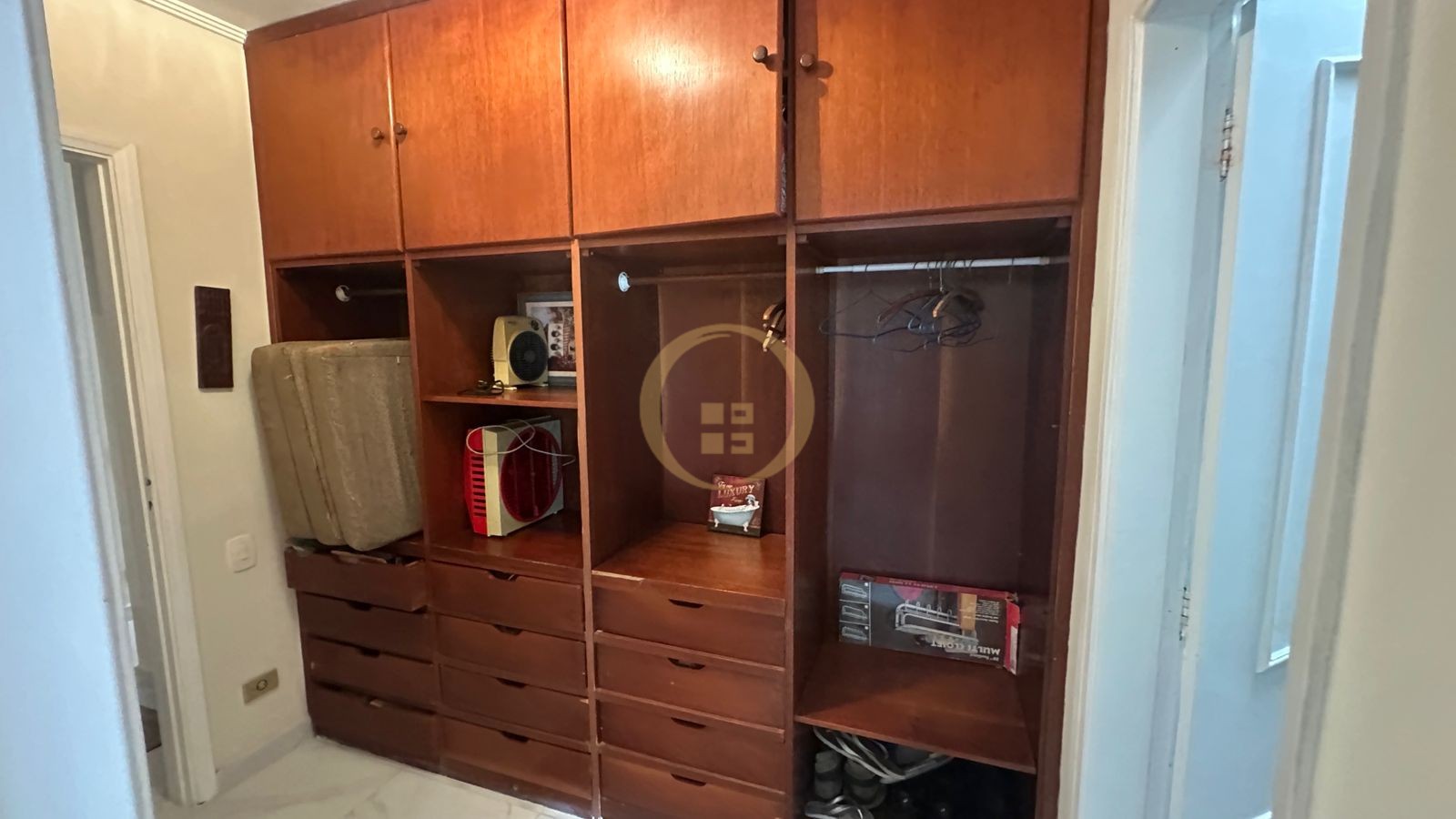 Cobertura na Praia das Pitangueiras, Guarujá - SP