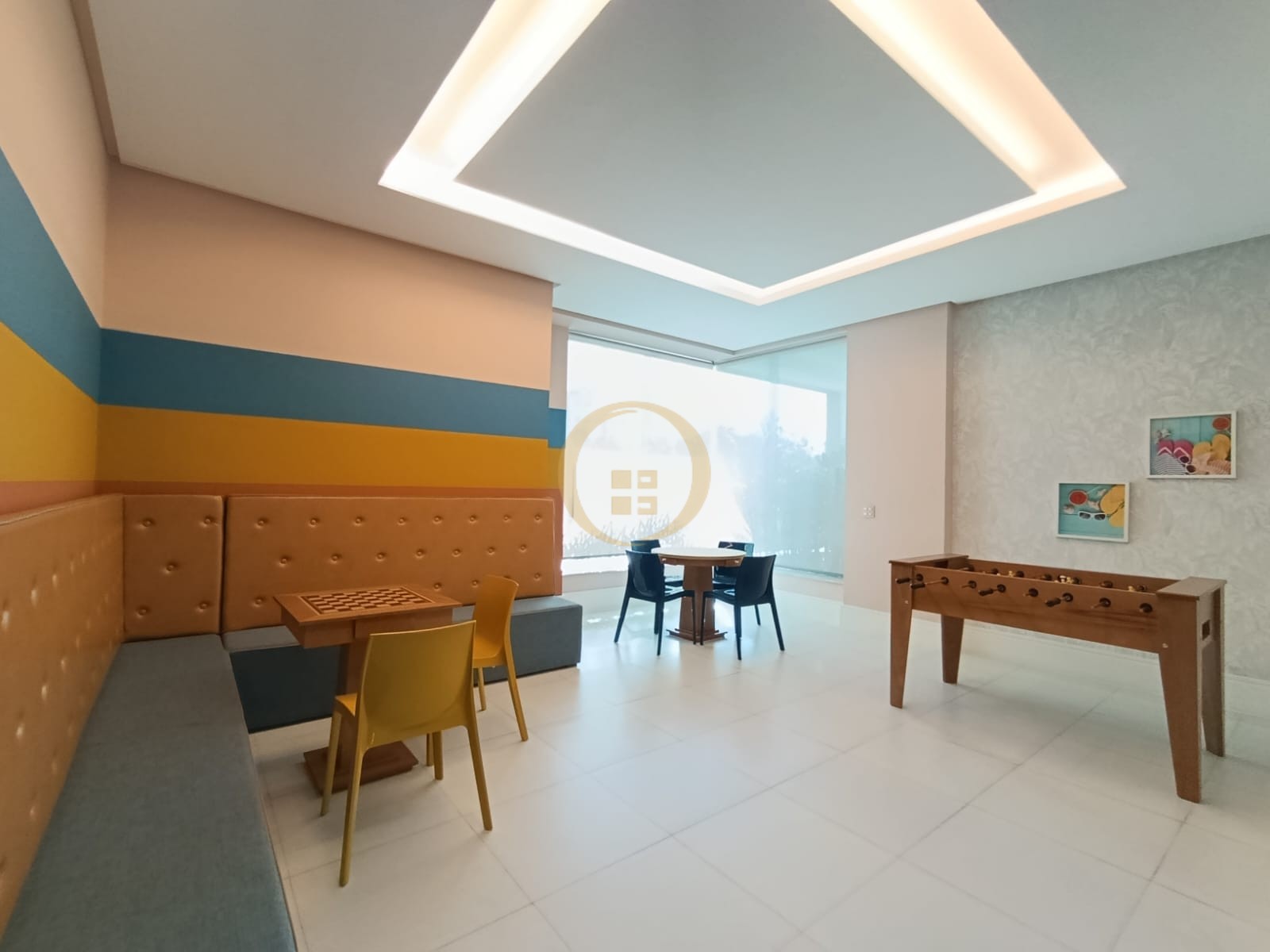 Apartamento na Praia da Enseada, Guarujá - SP