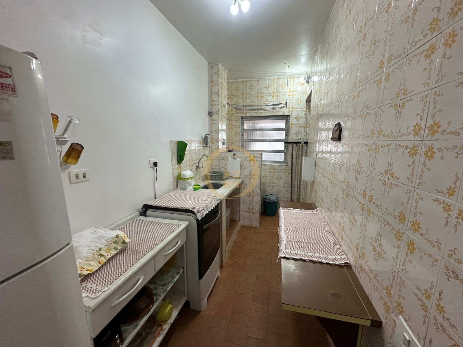 Apartamento na Praia das Pitangueiras, Guarujá - SP