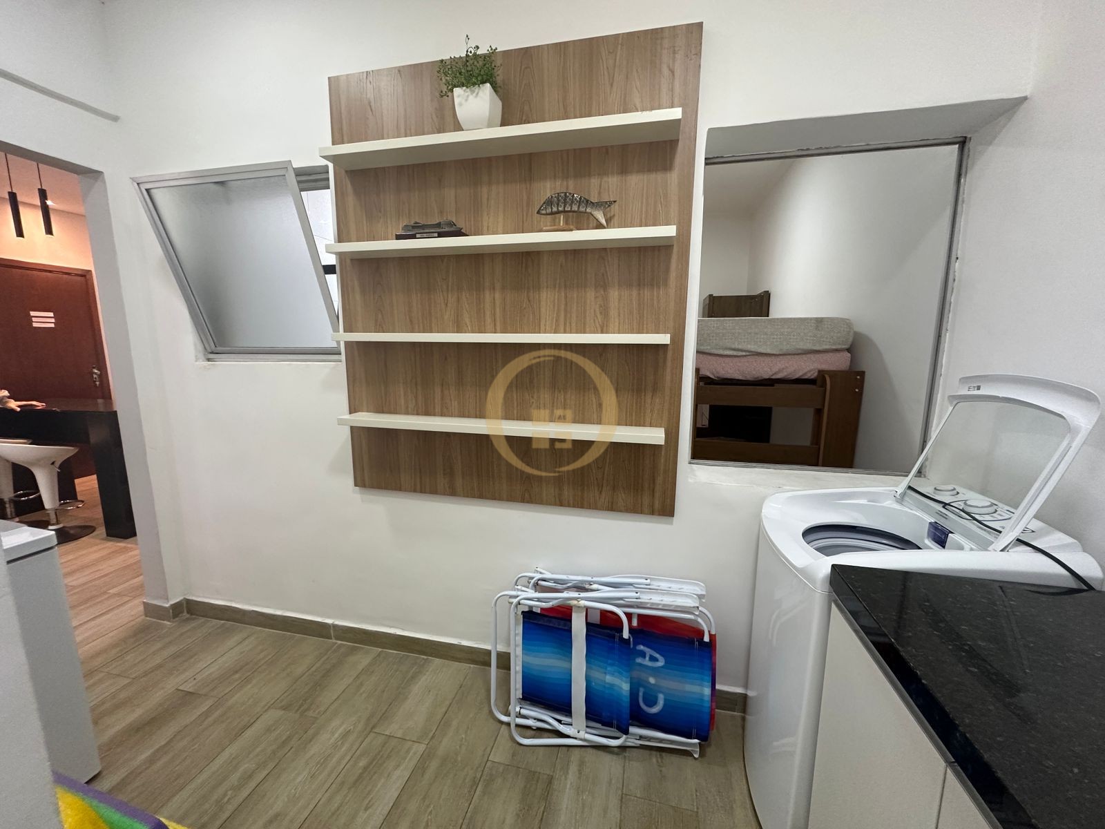 Apartamento na Praia das Pitangueiras, Guarujá - SP