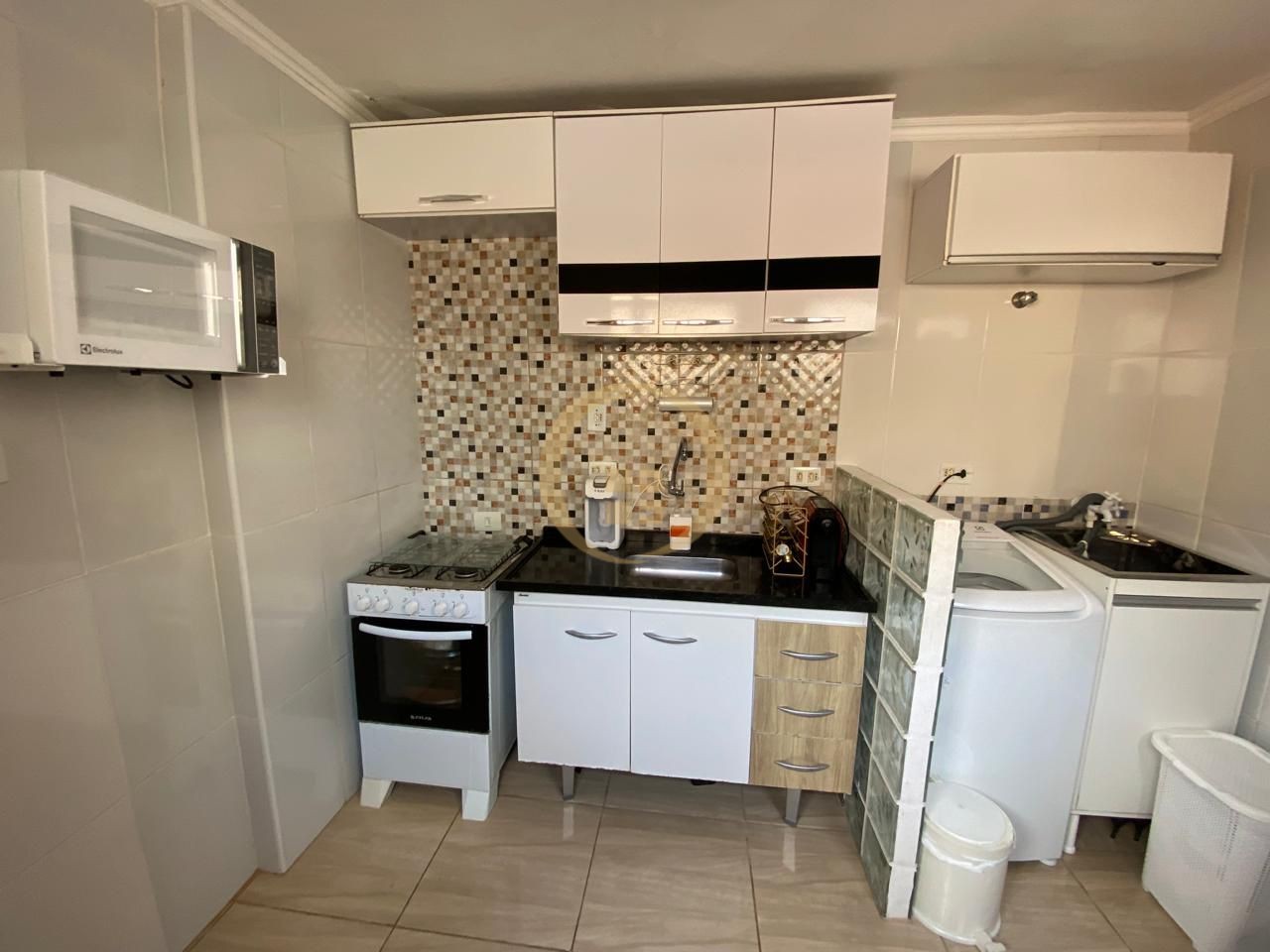 Apartamento na Praia das Astúrias, Guarujá - SP