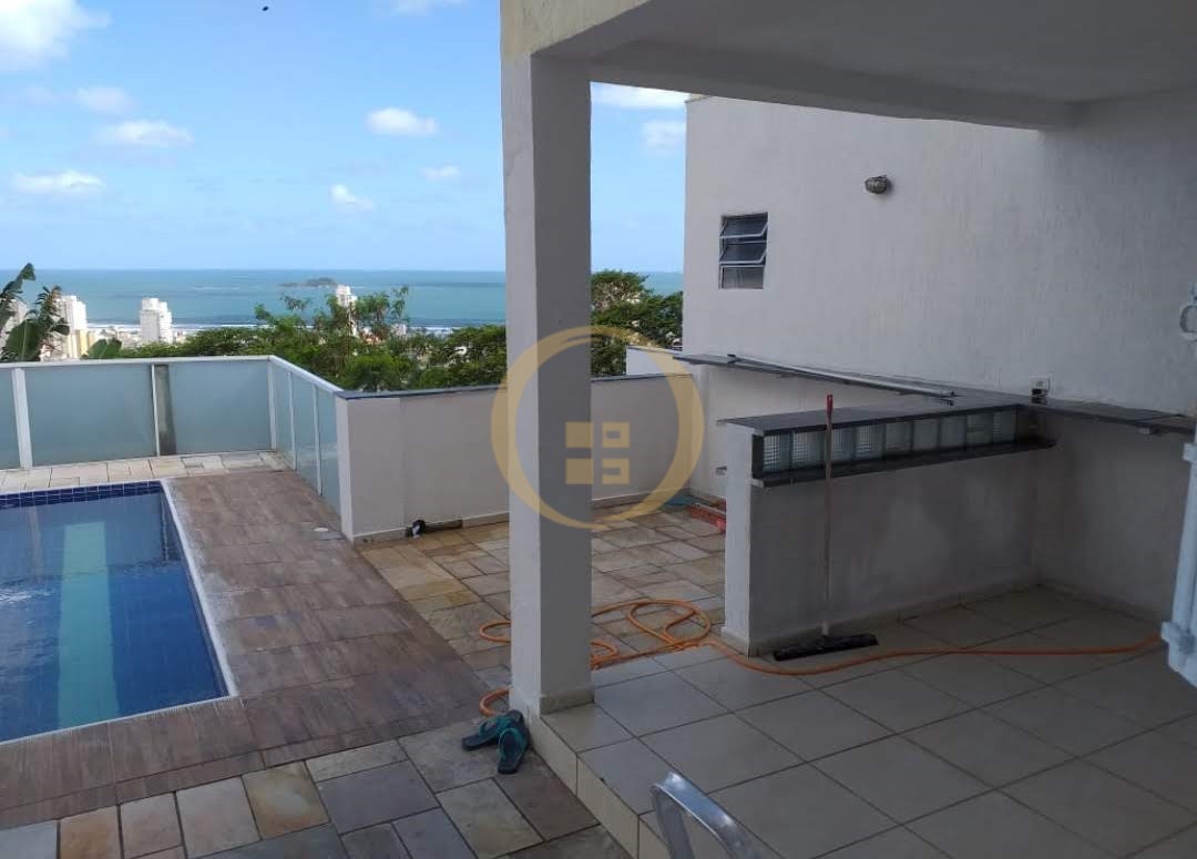 Casa em Condomínio na Praia da Enseada, Guarujá - SP