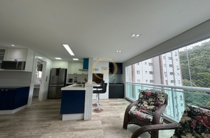 Apartamento na Praia das Pitangueiras, Guarujá - SP
