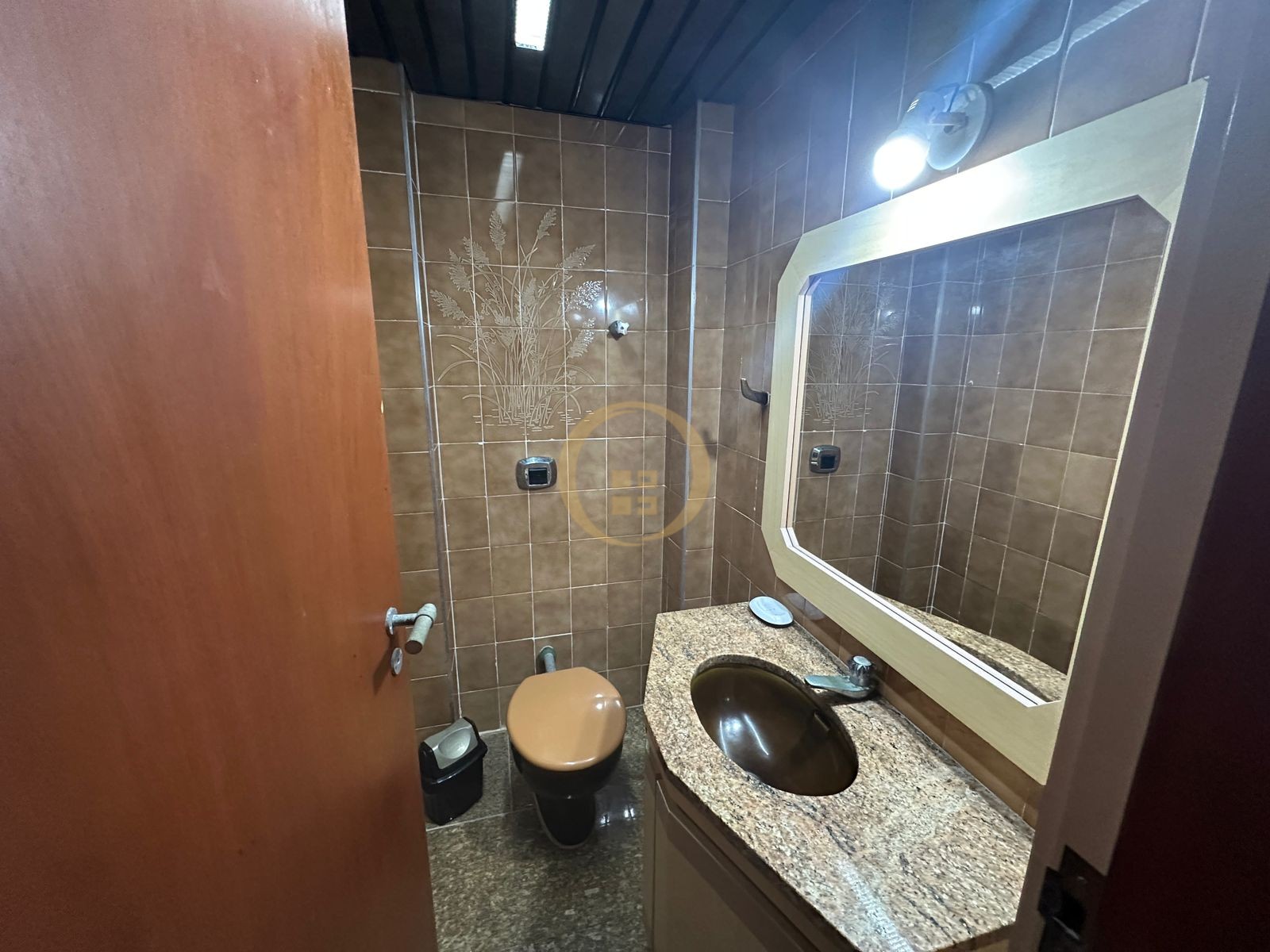 Apartamento Frente ao Mar nas Pitangueiras, Guarujá - SP
