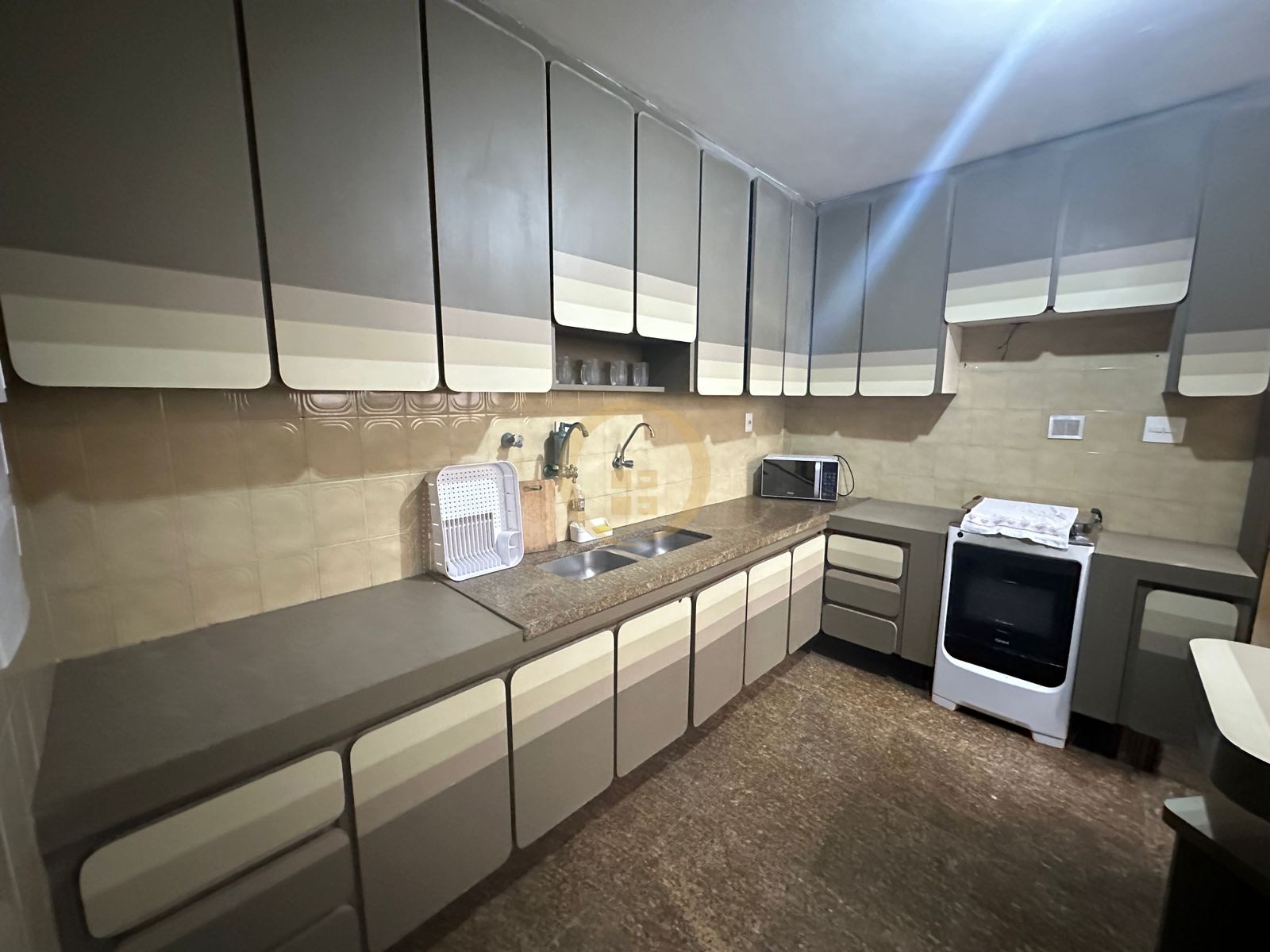Apartamento Frente ao Mar nas Pitangueiras, Guarujá - SP