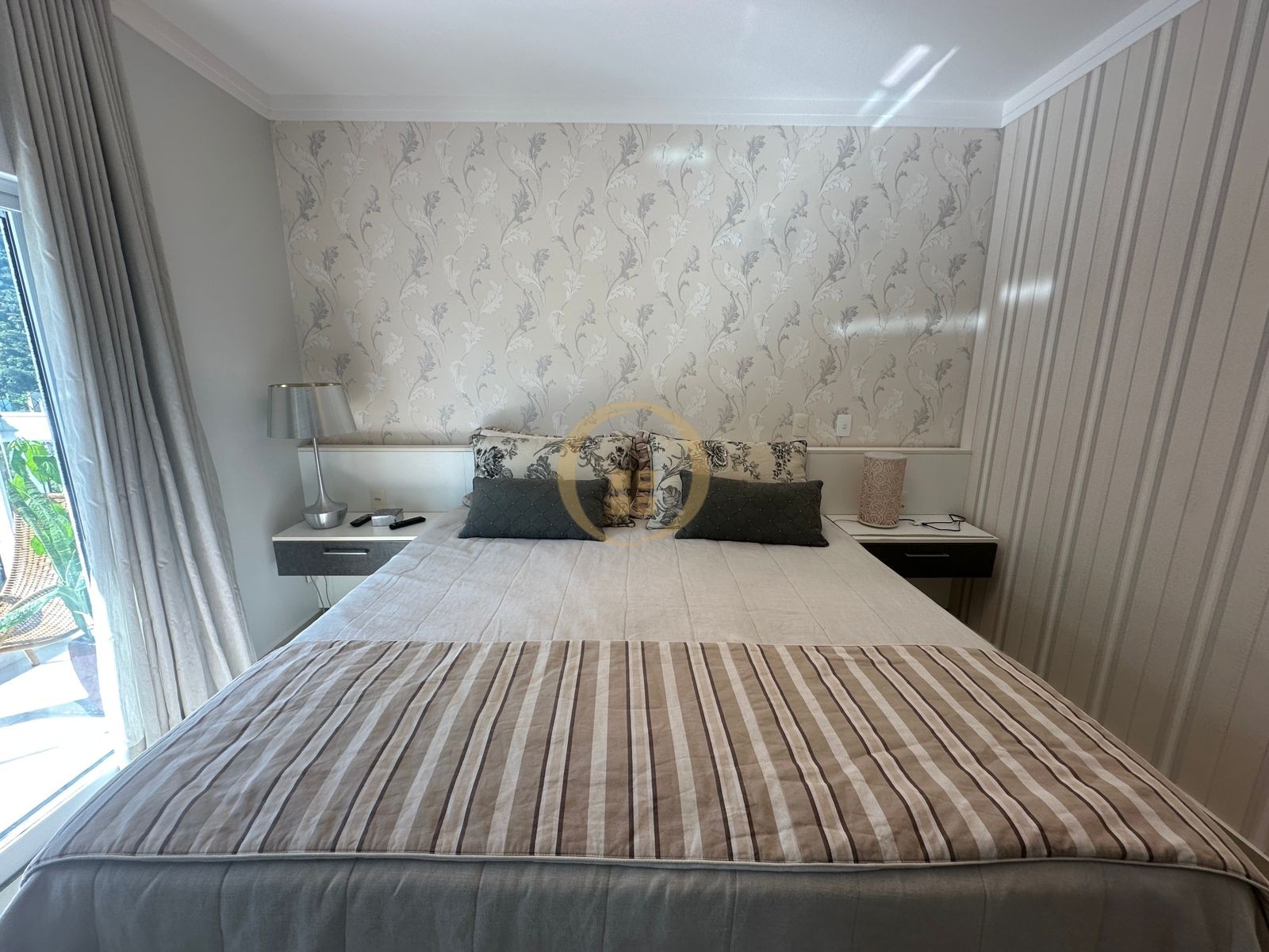 Apartamento Frente ao Mar-3-dormitorios-Enseada
