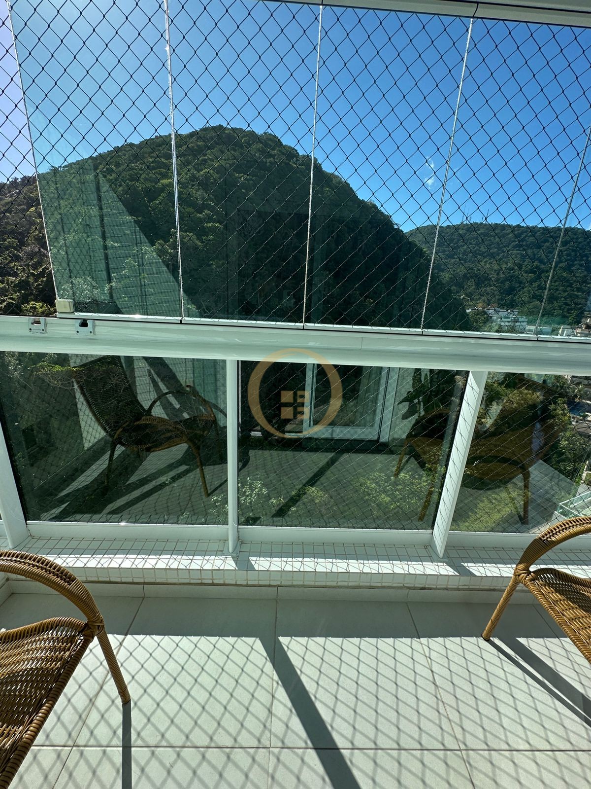 Apartamento Frente ao Mar-3-dormitorios-Enseada