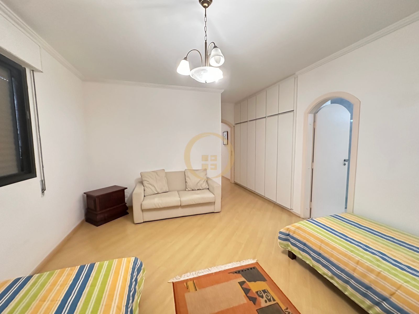 Apartamento Frente ao Mar nas Pitangueiras, Guarujá - SP