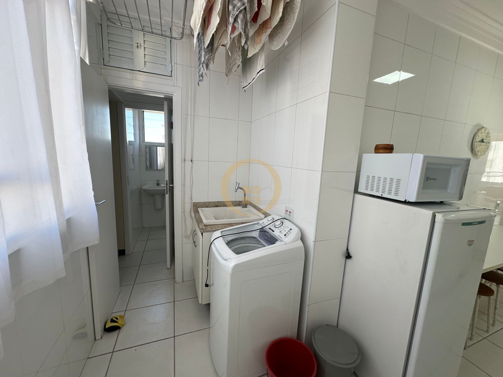 Apartamento na Praia das Pitangueiras, Guarujá - SP