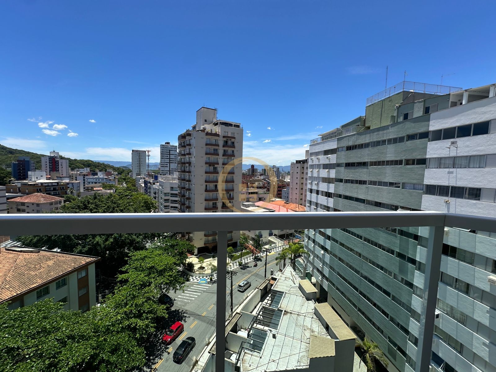 Apartamento na Praia das Astúrias, Guarujá - SP