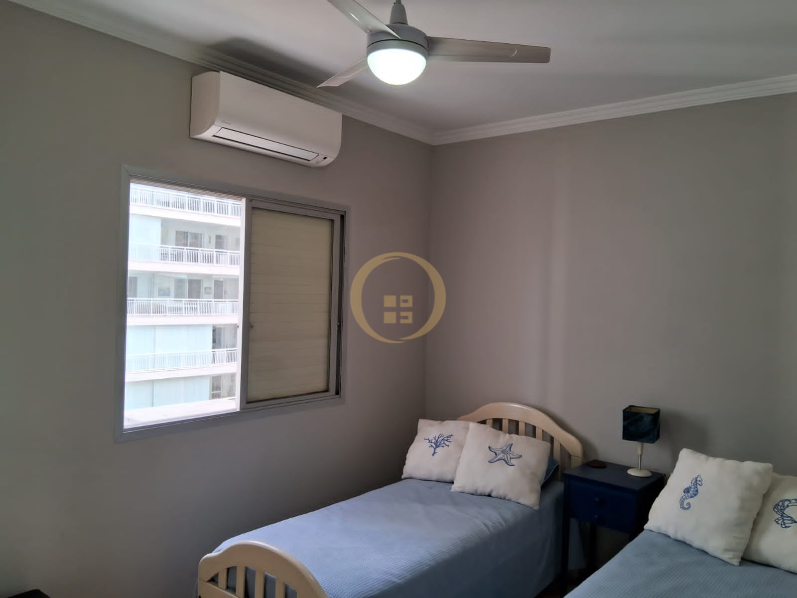 Apartamento na Praia das Astúrias, Guarujá - SP