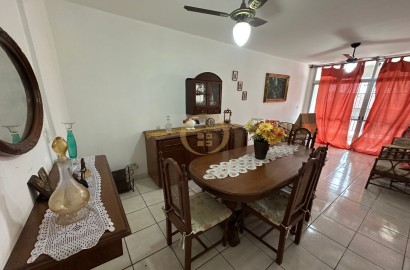 Apartamento na Praia das Pitangueiras, Guarujá - SP