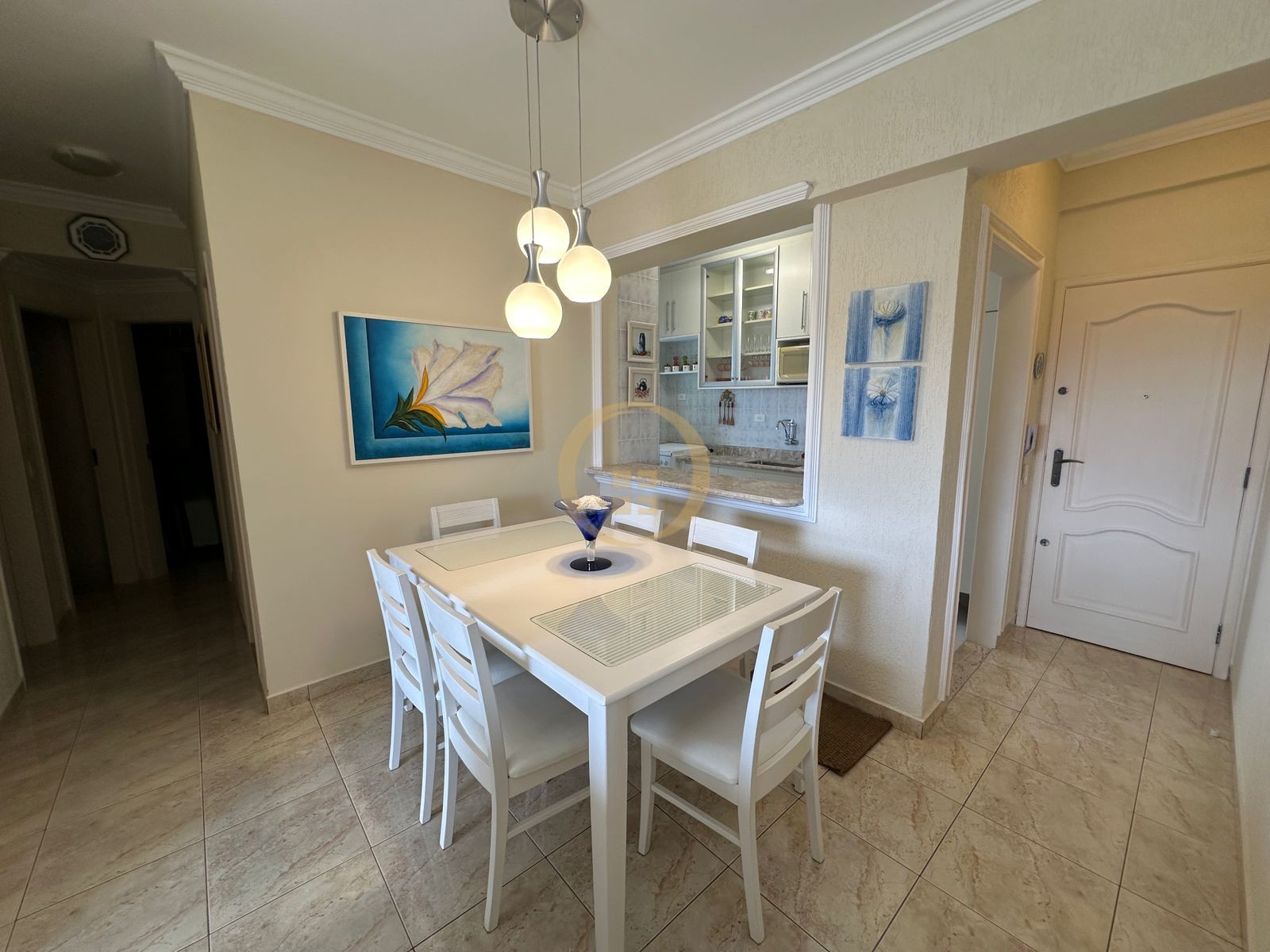 Apartamento na Praia da Enseada, Guarujá - SP